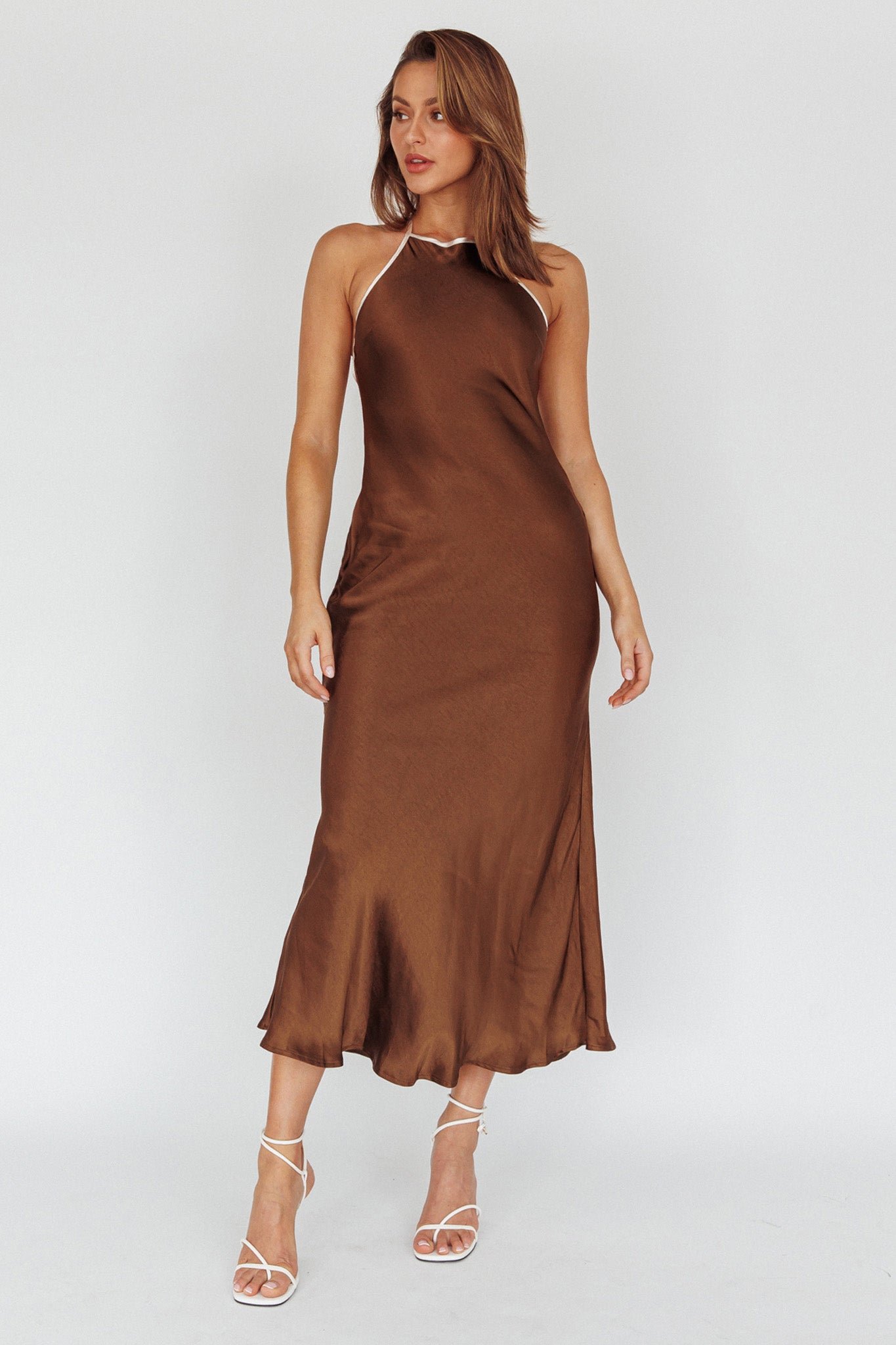Midsomer Dawn Criss-Cross Back Maxi Dress Chocolate-Maymioy