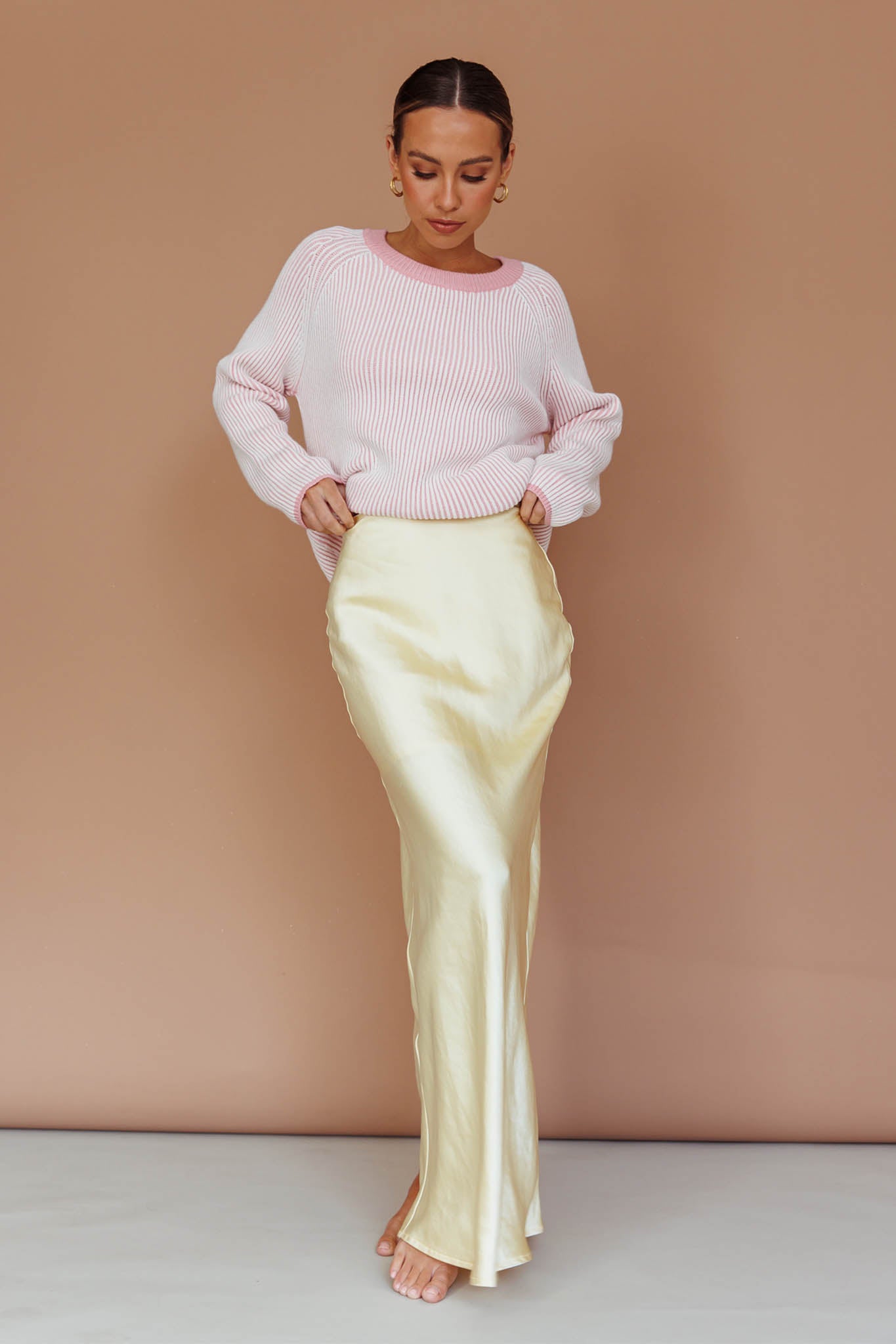 Trafalgur Ribbed Knit Sweater Pink-Maymioy