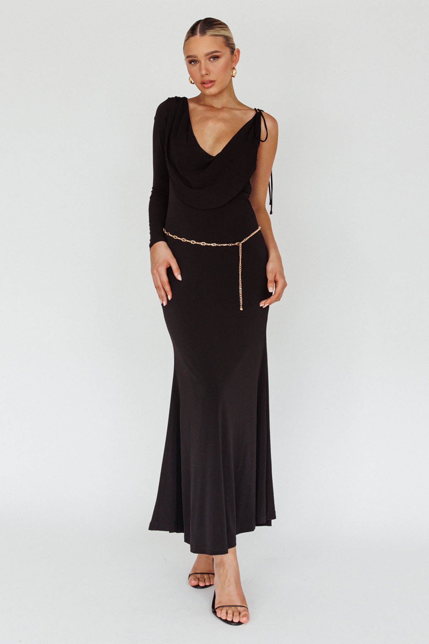 Star Walker One Sleeve Maxi Dress Black-Maymioy