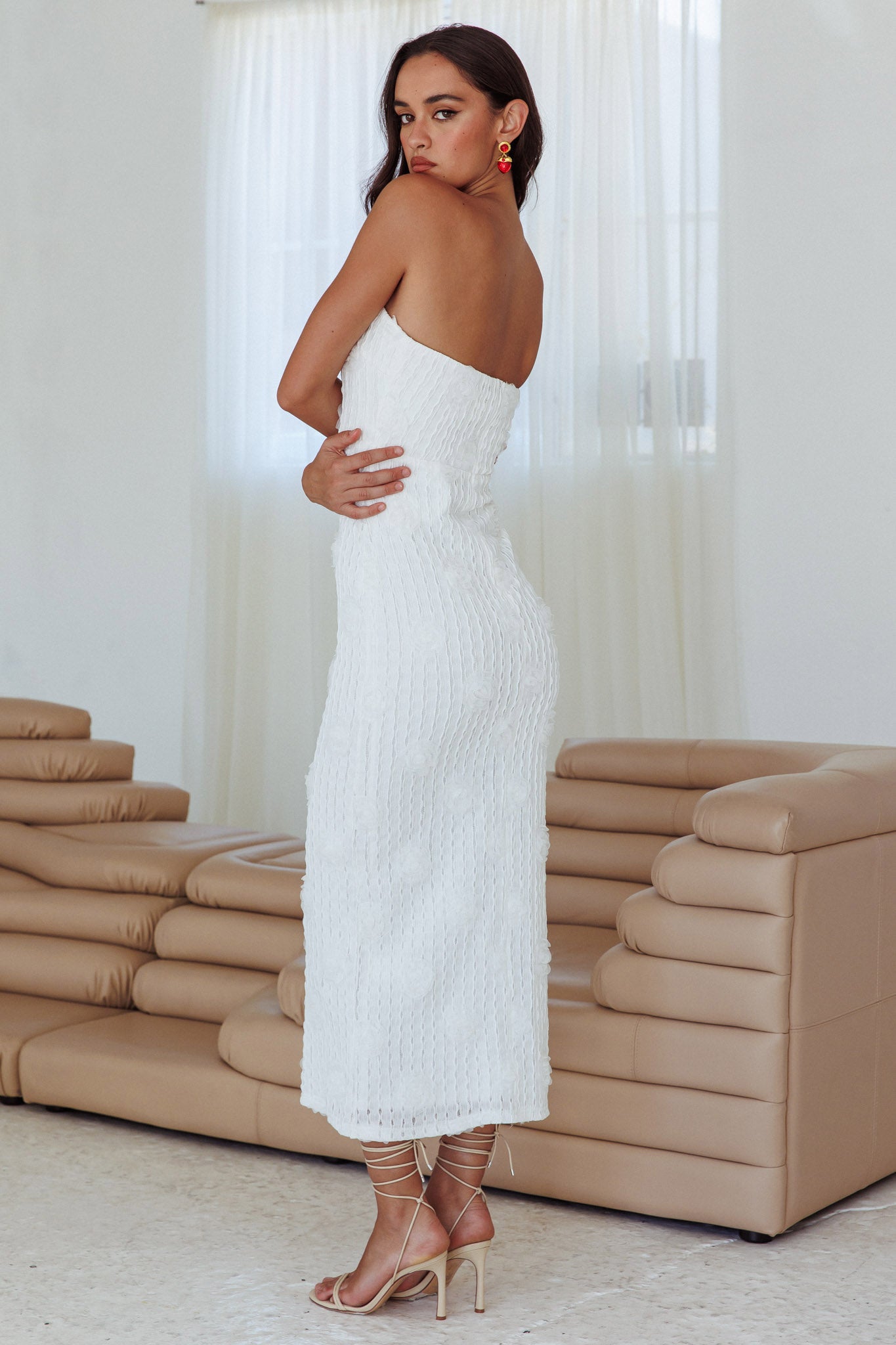 Horizon Strapless Textured Floral Midi Dress White-Maymioy