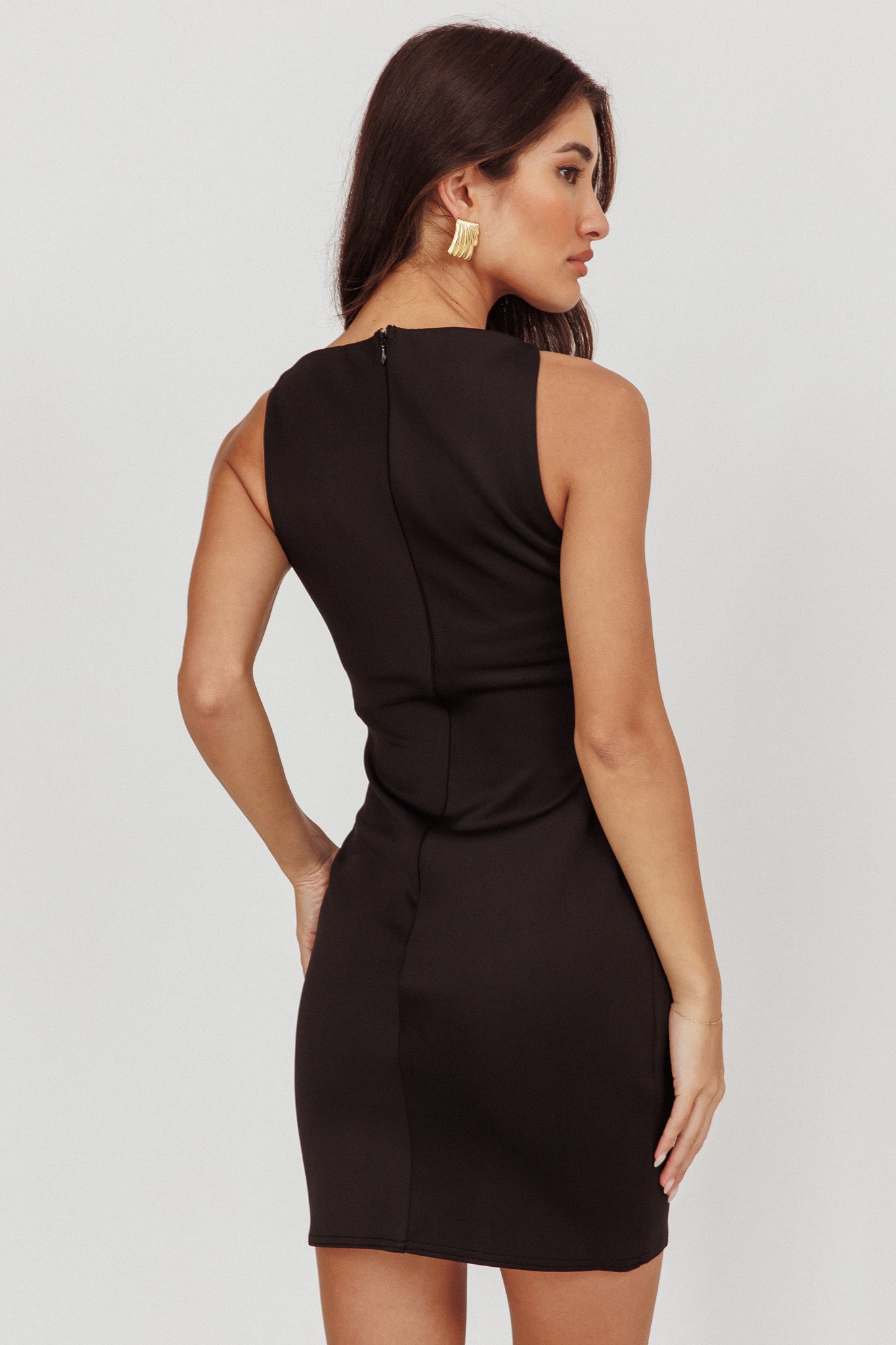 Chella Sleeveless Mini Dress Black-Maymioy