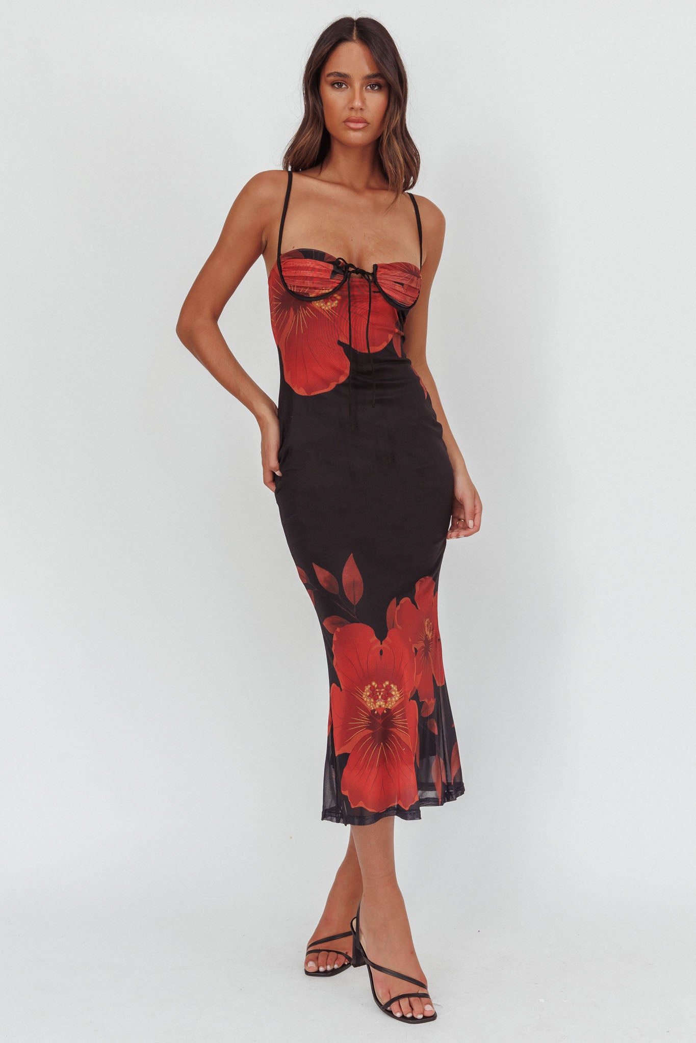 Fortune Bust Tie Maxi Dress Hibiscus Black-Maymioy