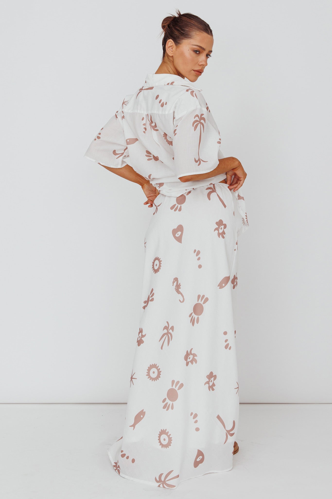 Light Aura Maxi Skirt Print White Tan-Maymioy