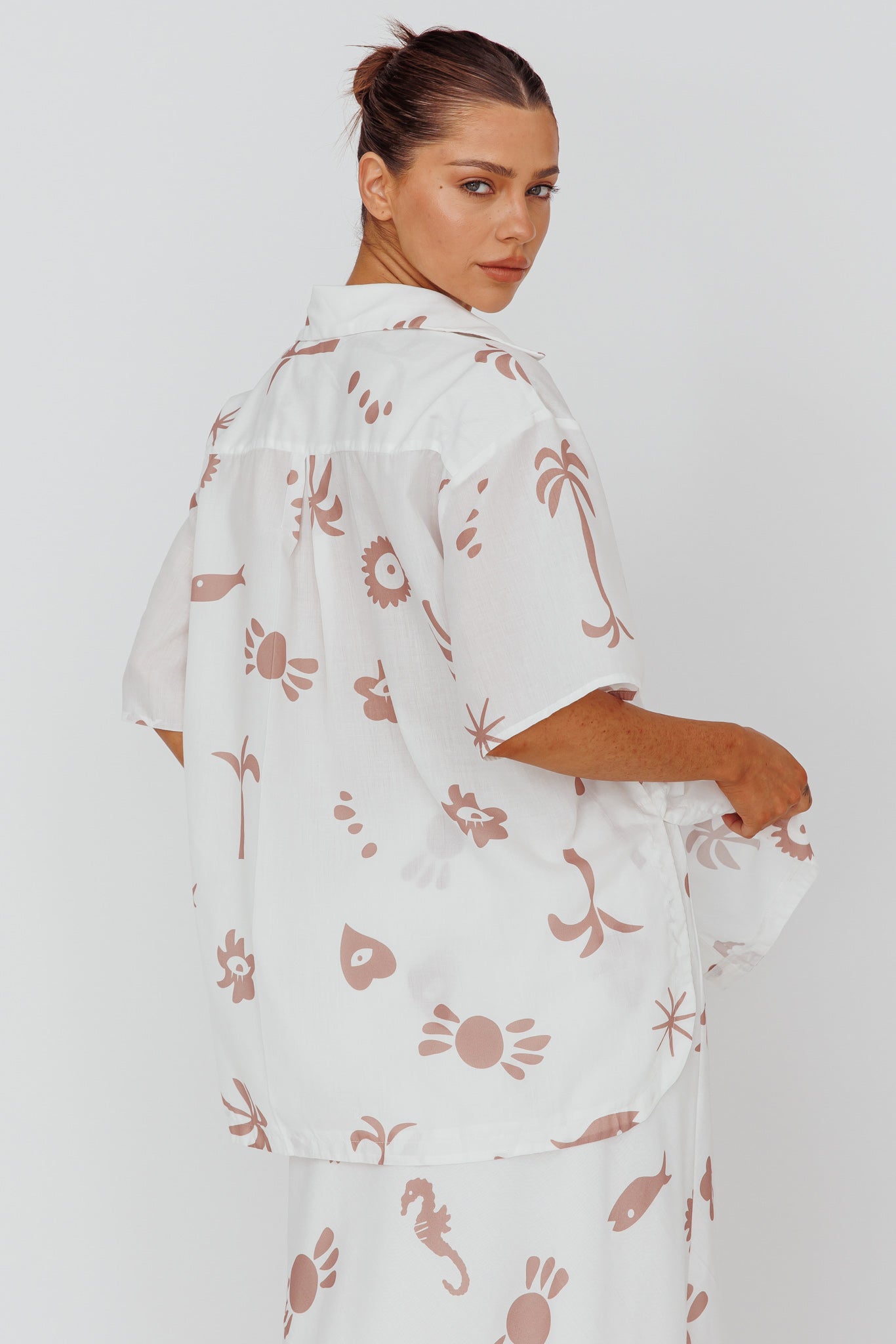 Light Aura Button Up Shirt Print White Tan-Maymioy