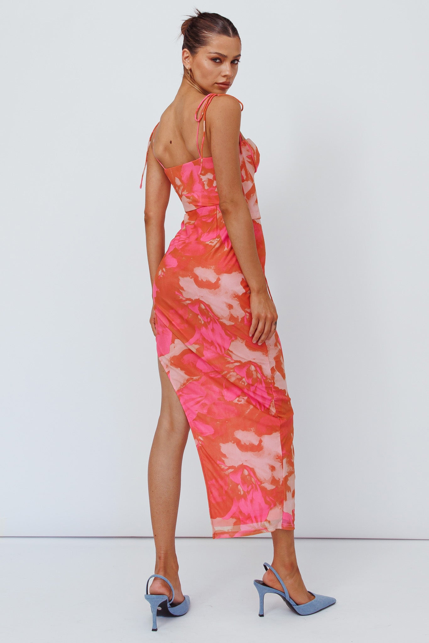 Gabrielle Laced Bodice Midi Dress Pink-Maymioy