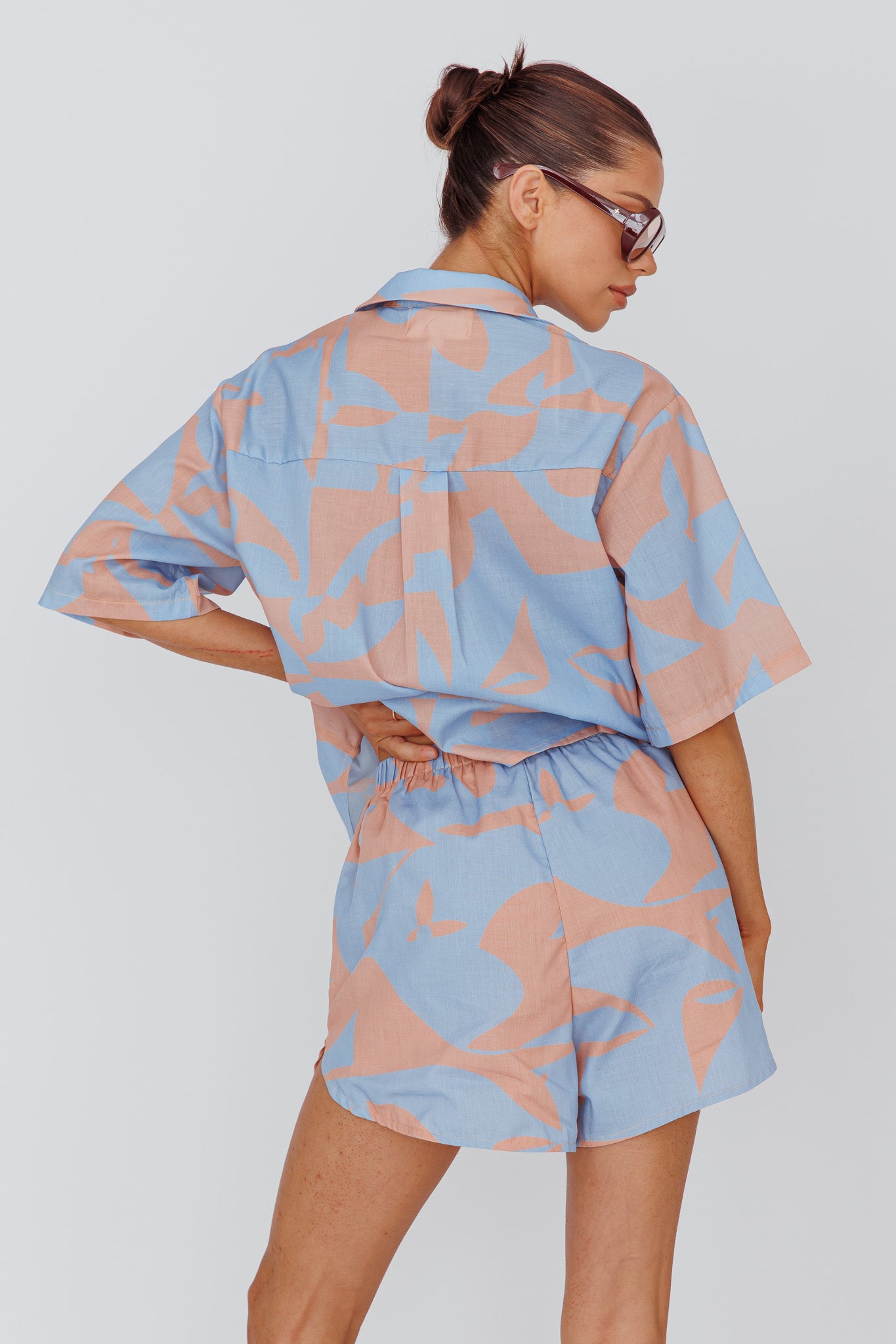On Vacay Elastic Waist Shorts Print Blue-Maymioy