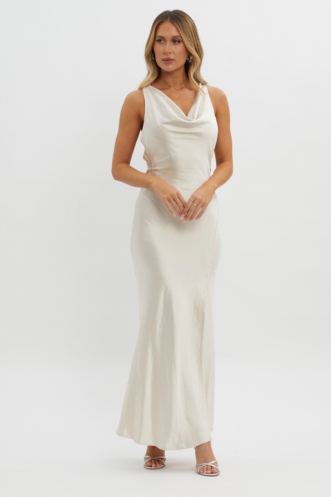 Gwendelynn Floral Back Strap Dress Champagne-Maymioy
