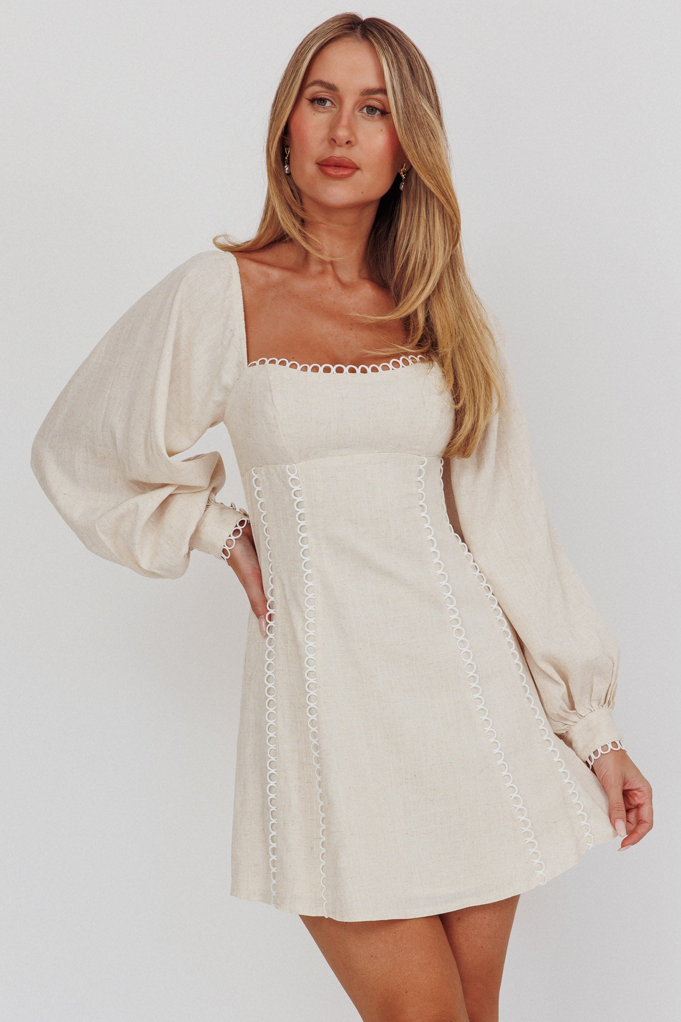 Chamberlain Balloon Sleeves Mini Dress Beige-Maymioy