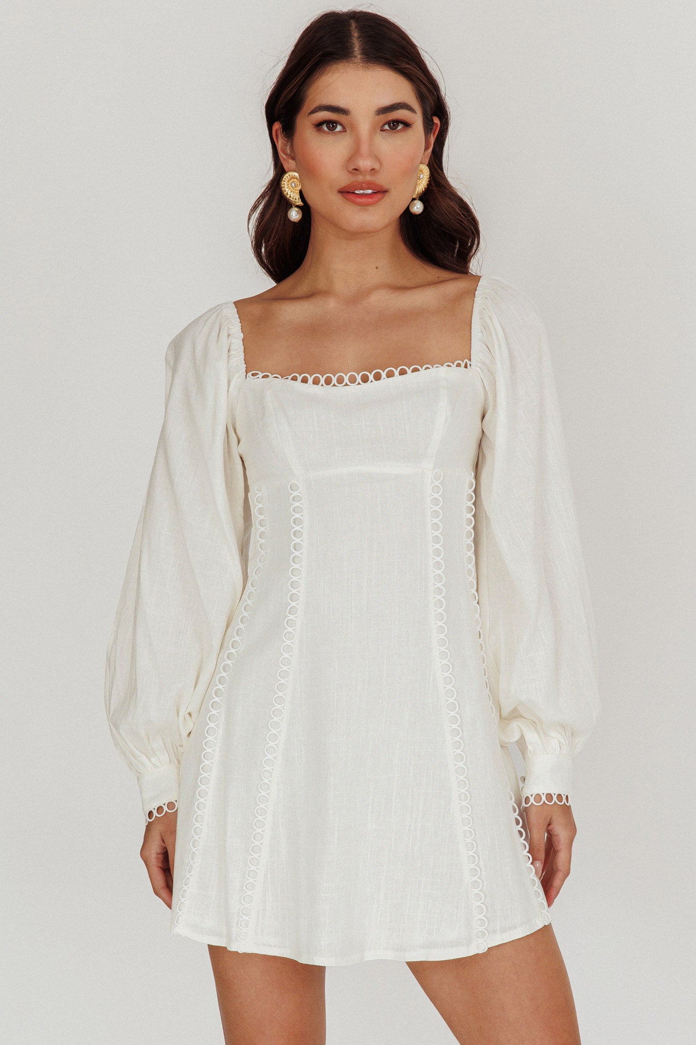 Chamberlain Balloon Sleeves Mini Dress White-Maymioy