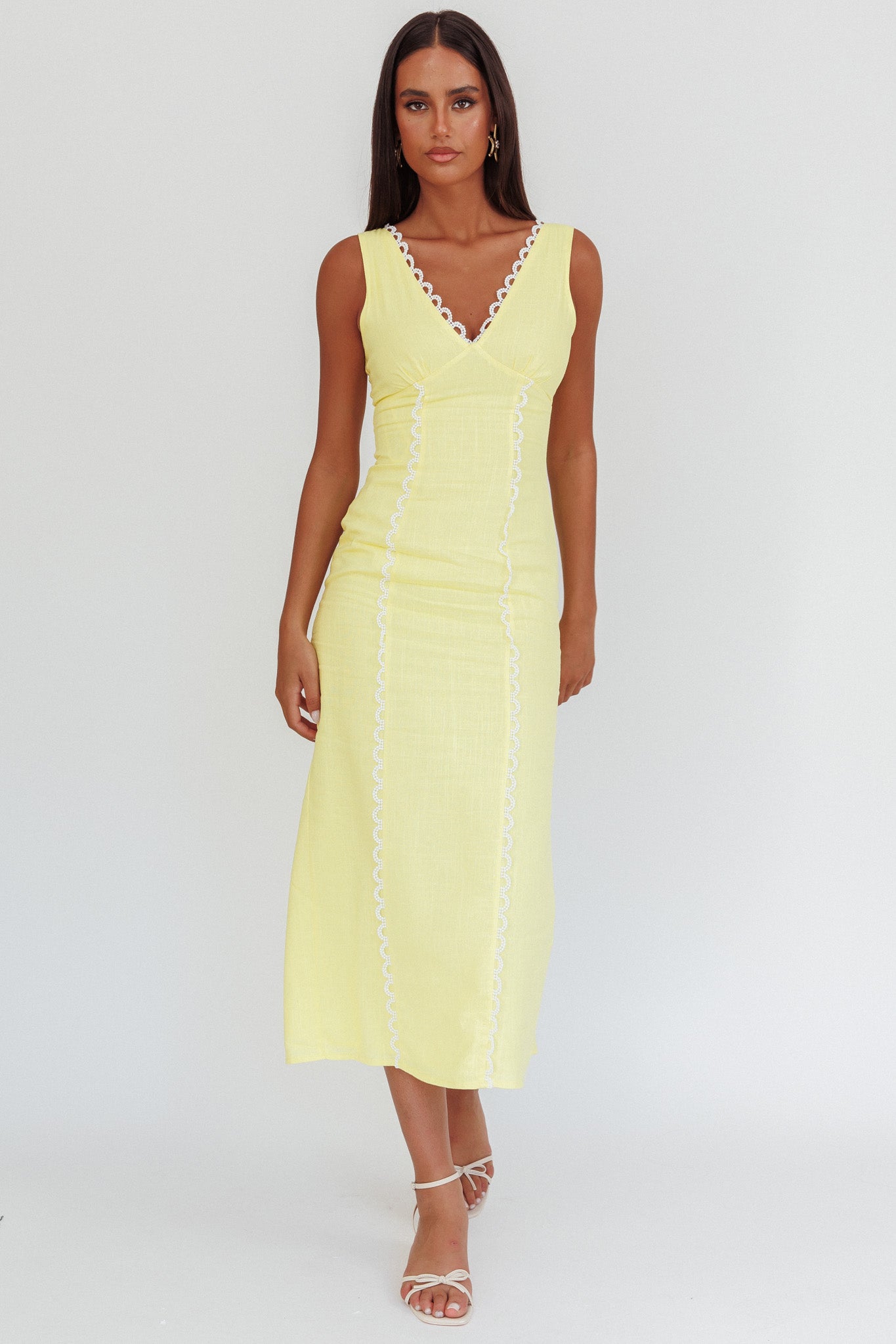 Chamberlain Scallop Trim V-Neck Maxi Dress Butter-Maymioy