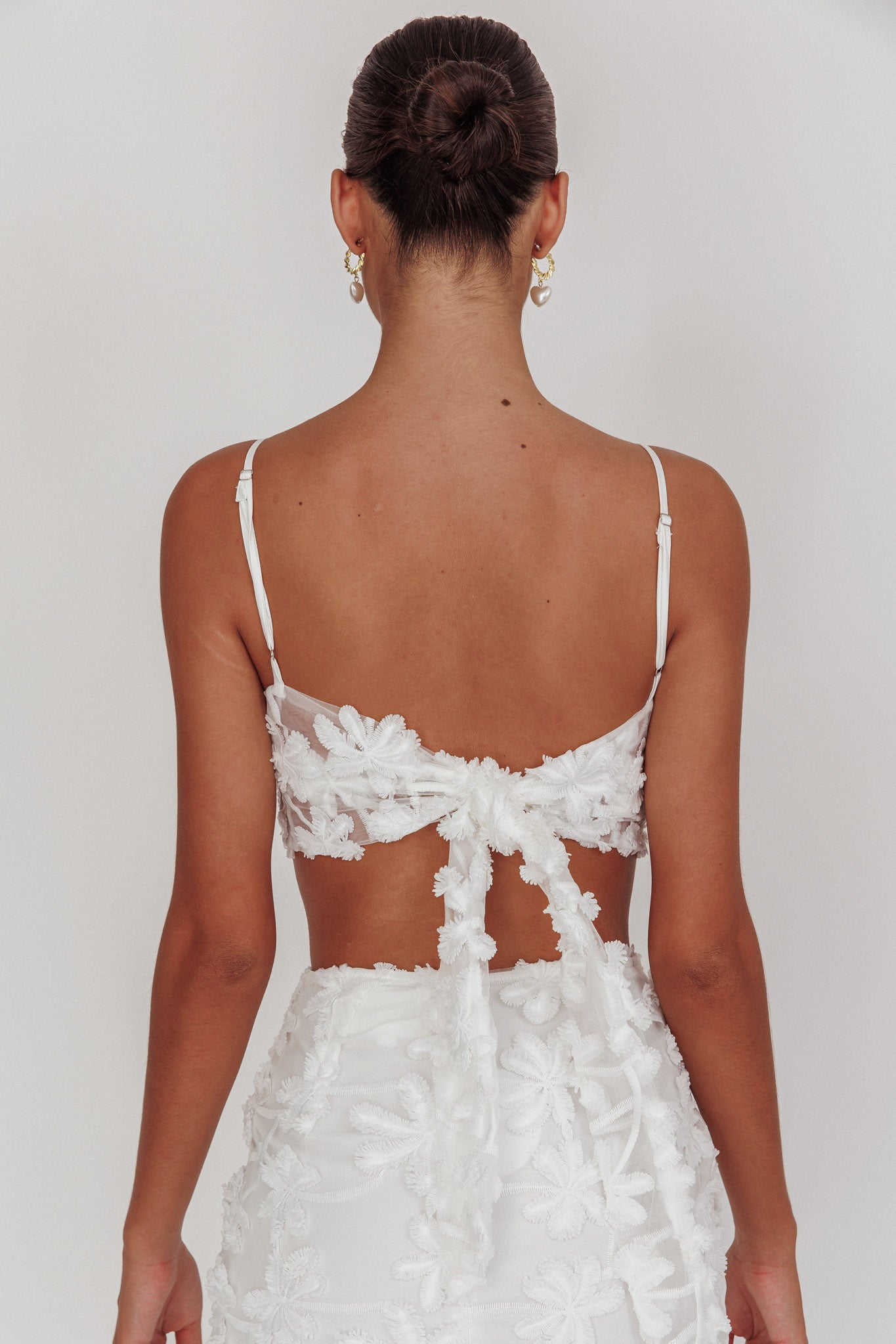 Casi Tied Back Crop Top Embroidered White-Maymioy