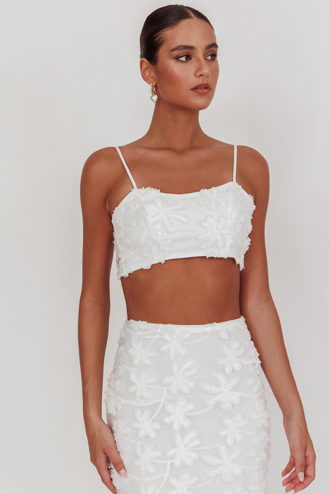 Casi Tied Back Crop Top Embroidered White-Maymioy