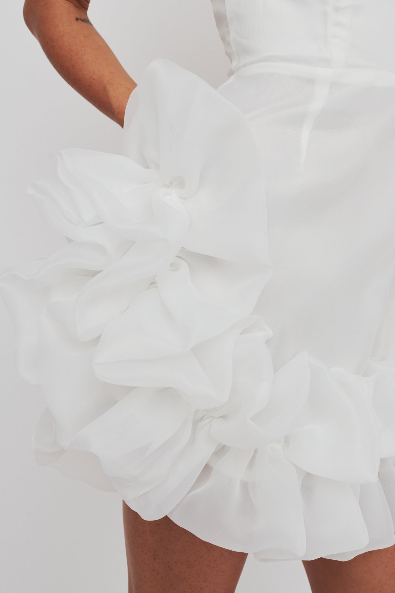 L'amour Toujours Frill Accent Mini Dress White-Maymioy