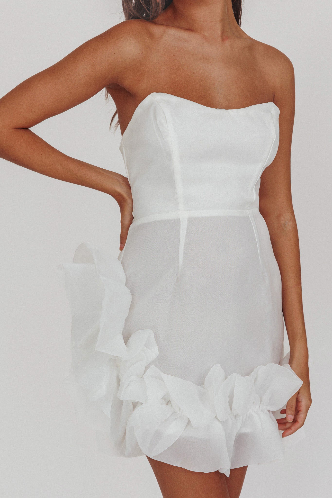 L'amour Toujours Frill Accent Mini Dress White-Maymioy
