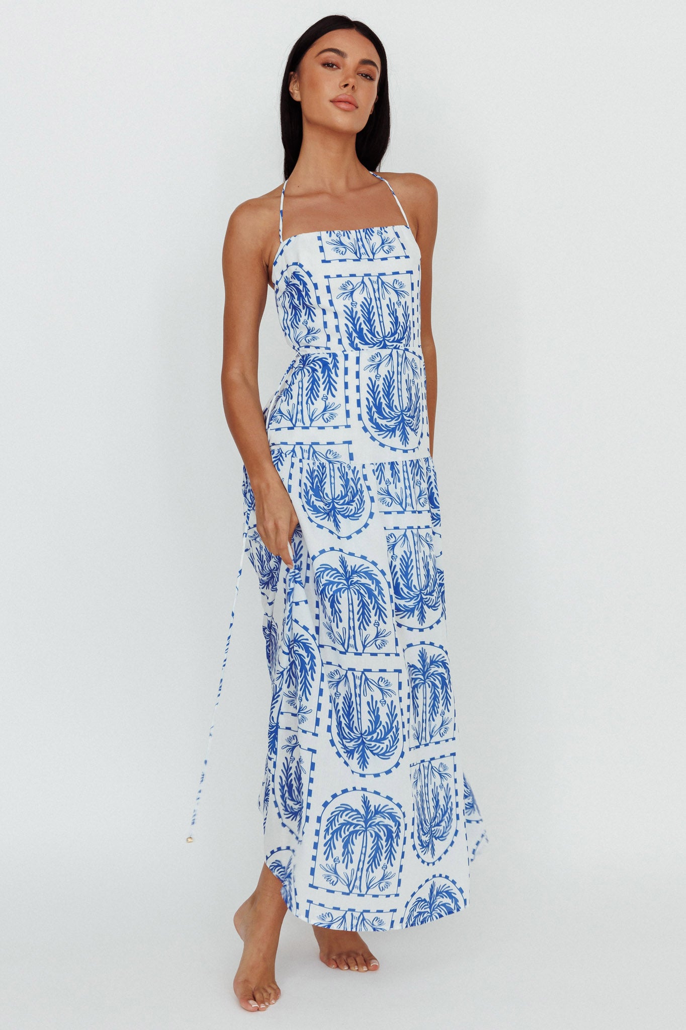 Natasia Halterneck Maxi Dress Palm Print Blue-Maymioy