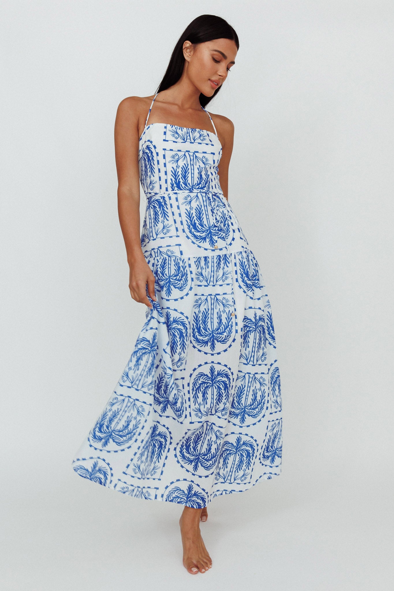 Natasia Halterneck Maxi Dress Palm Print Blue-Maymioy
