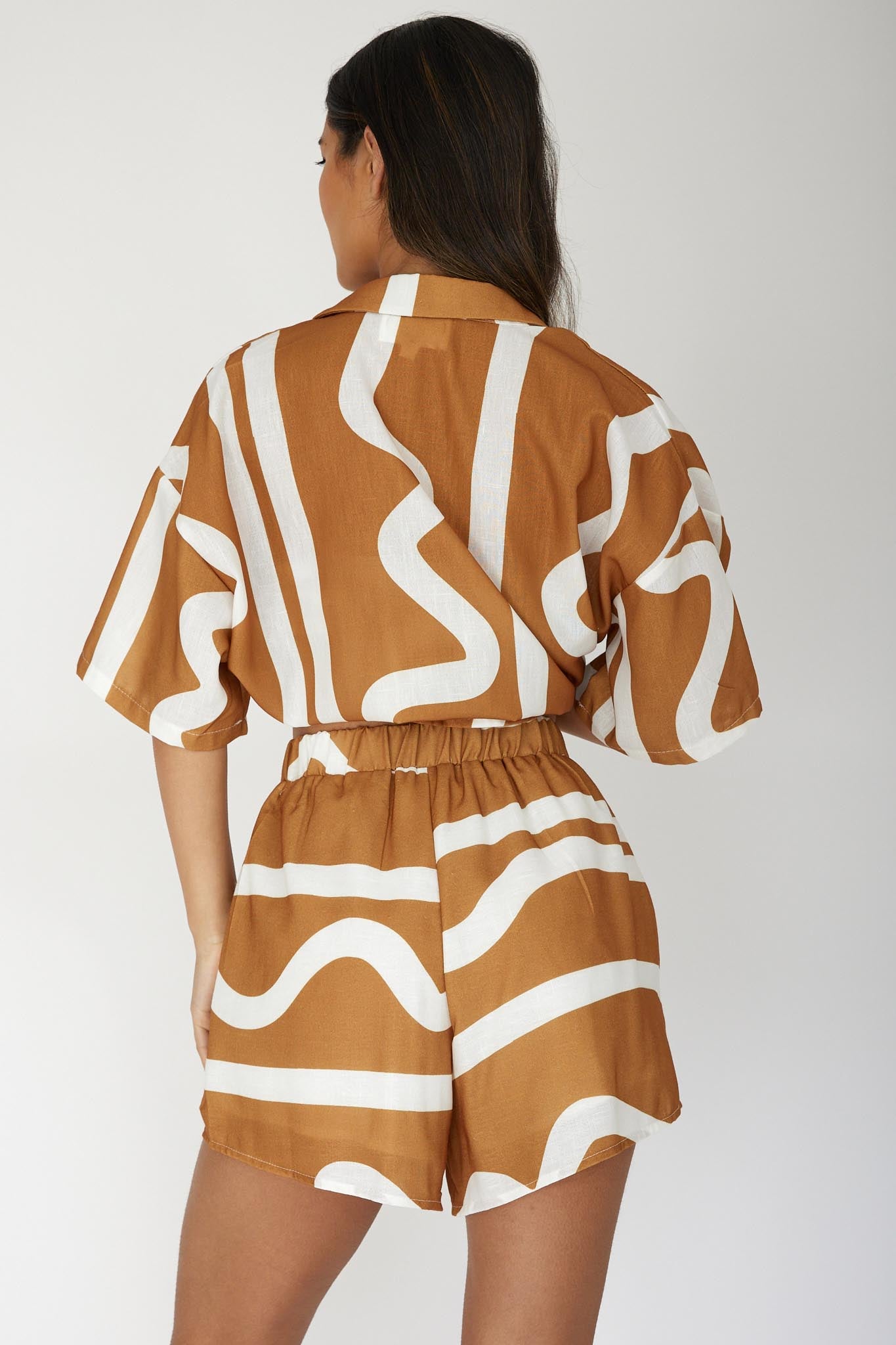 Cora Elastic Waist Shorts Print Tan-Maymioy