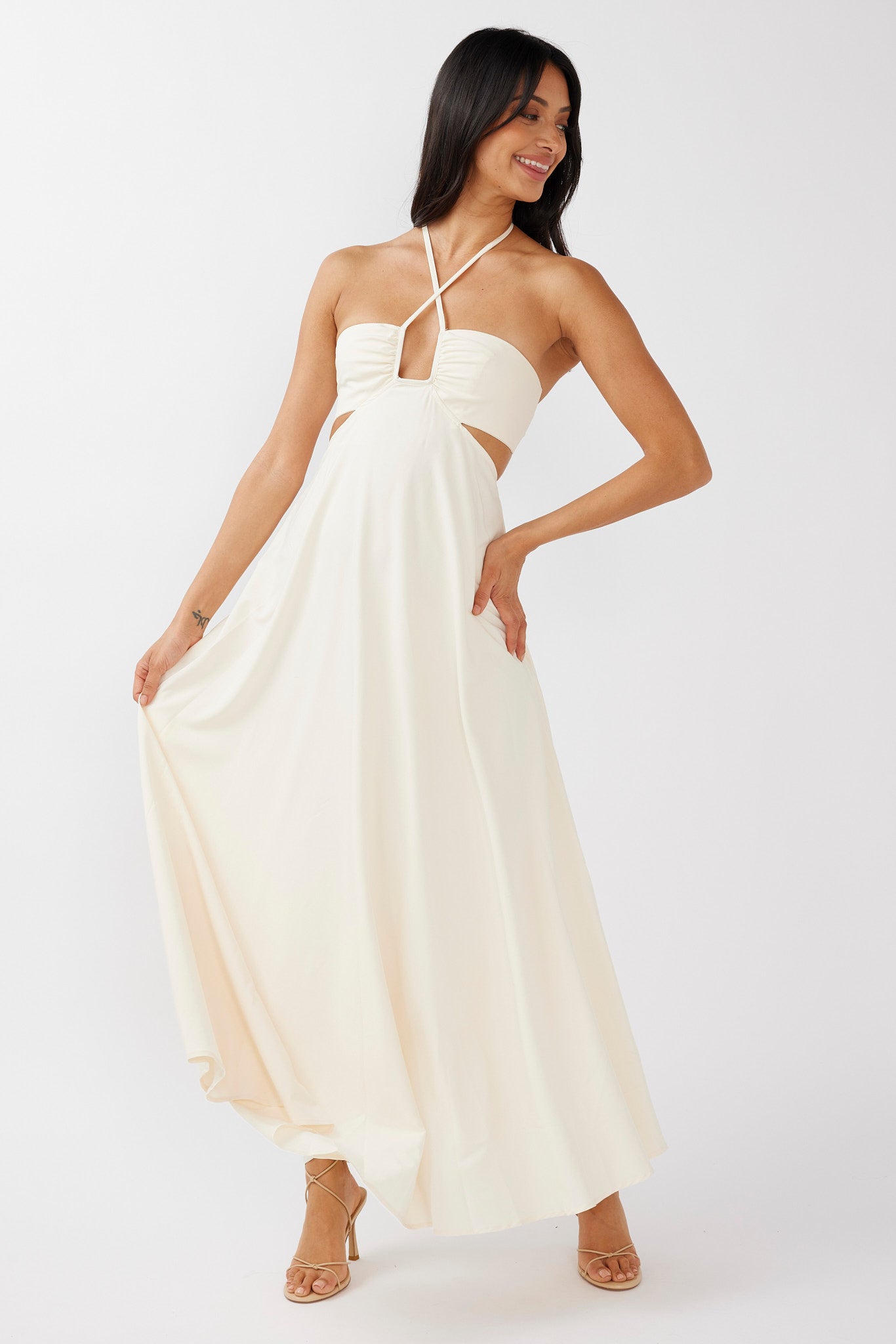 Onika Cut-Out Tied Back Maxi Dress Butter-Maymioy
