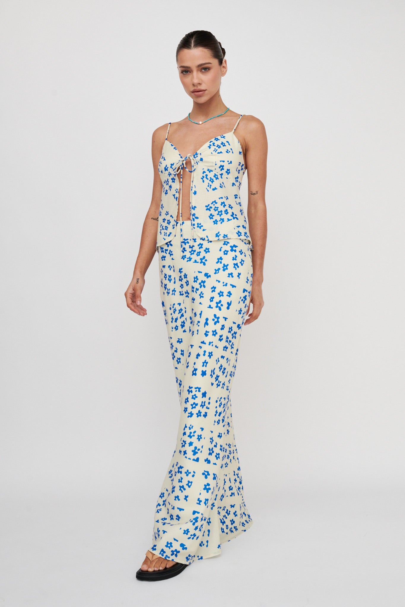 Heart & Soul Maxi Skirt Floral Cream-Maymioy