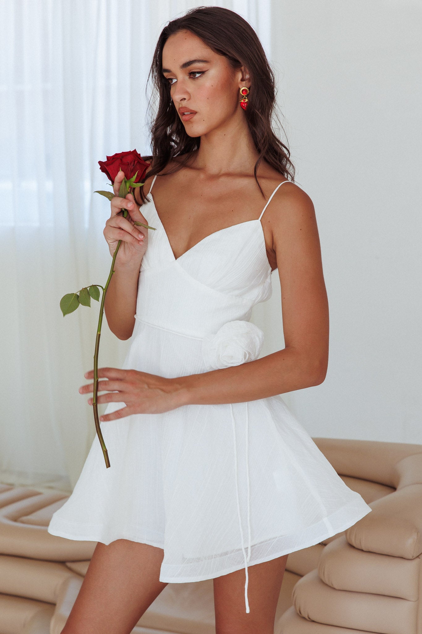 Kalinda Rose Accent Mini Dress Crepe White-Maymioy