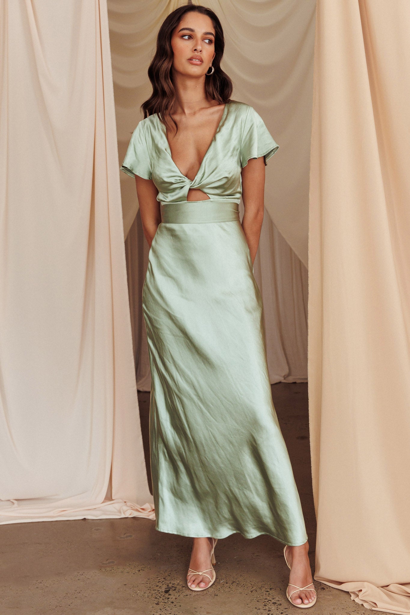 Irena Twist Bust Short Sleeve Dress Sage-Maymioy