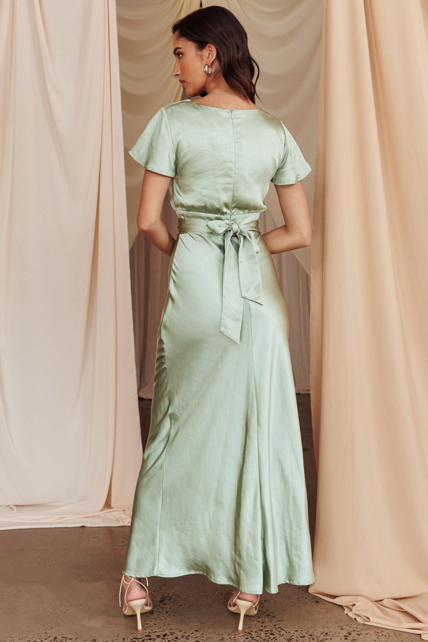 Irena Twist Bust Short Sleeve Dress Sage-Maymioy