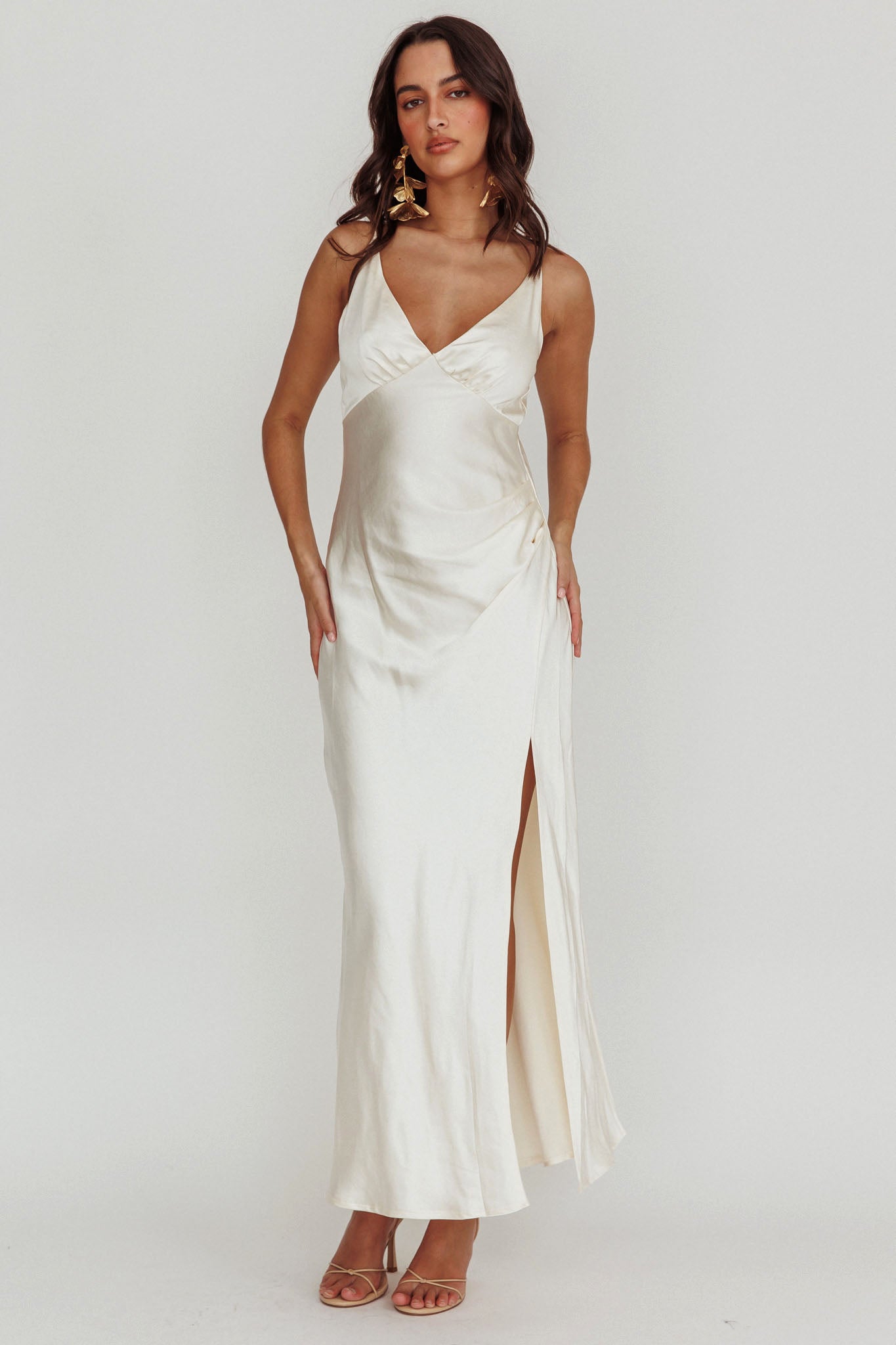 Marlie Side Pleat Maxi Dress Oyster-Maymioy