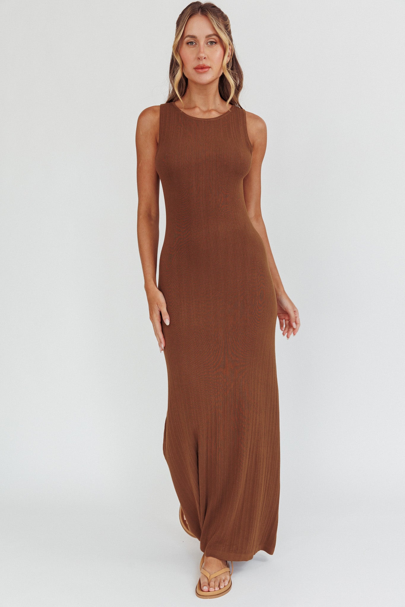 Tarli Low Back Maxi Dress Chocolate-Maymioy