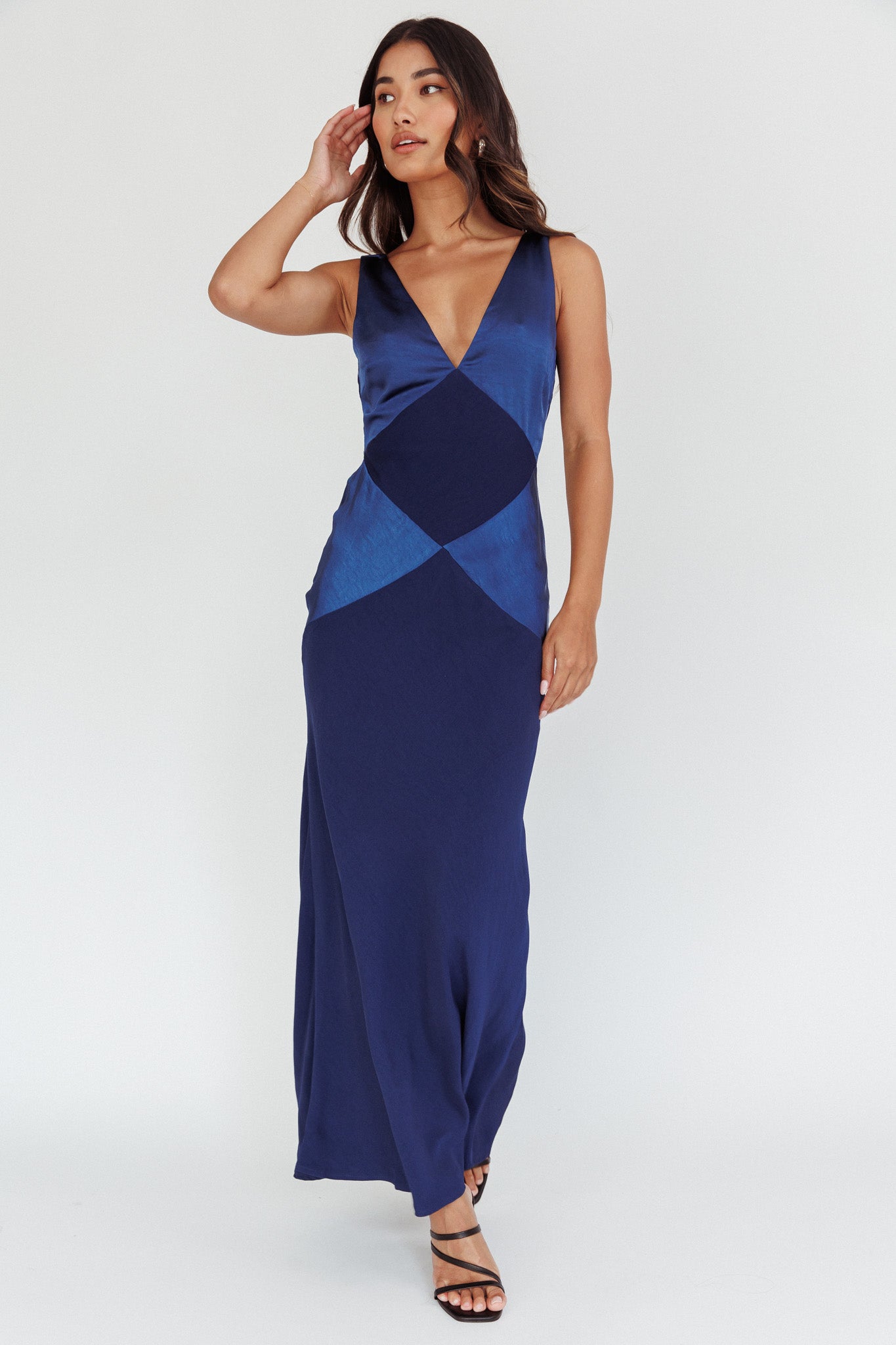 Soul Fire V-Neck Maxi Dress Navy-Maymioy