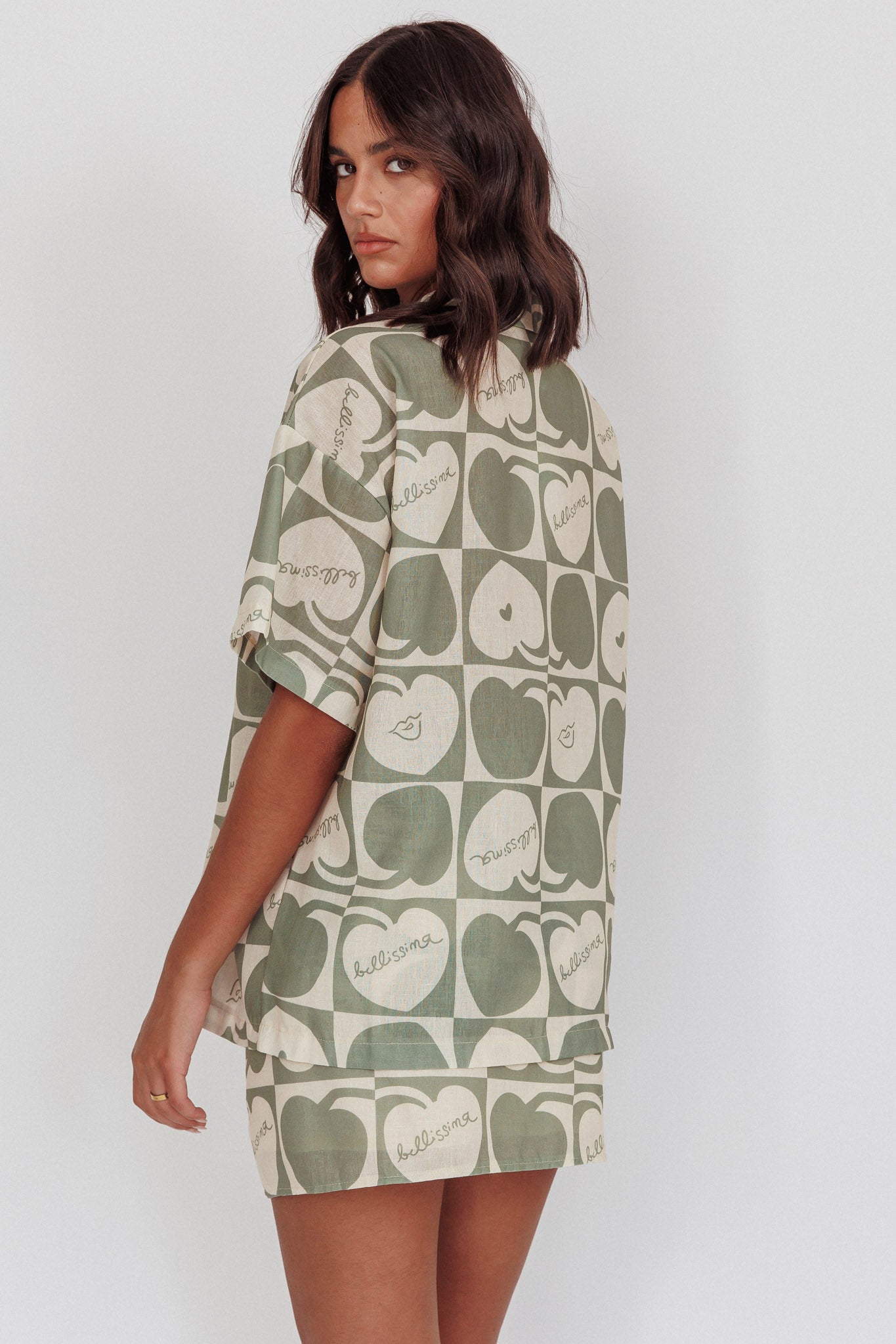 Ithaca Cherry Print Short Sleeve Shirt Sage Beige-Maymioy