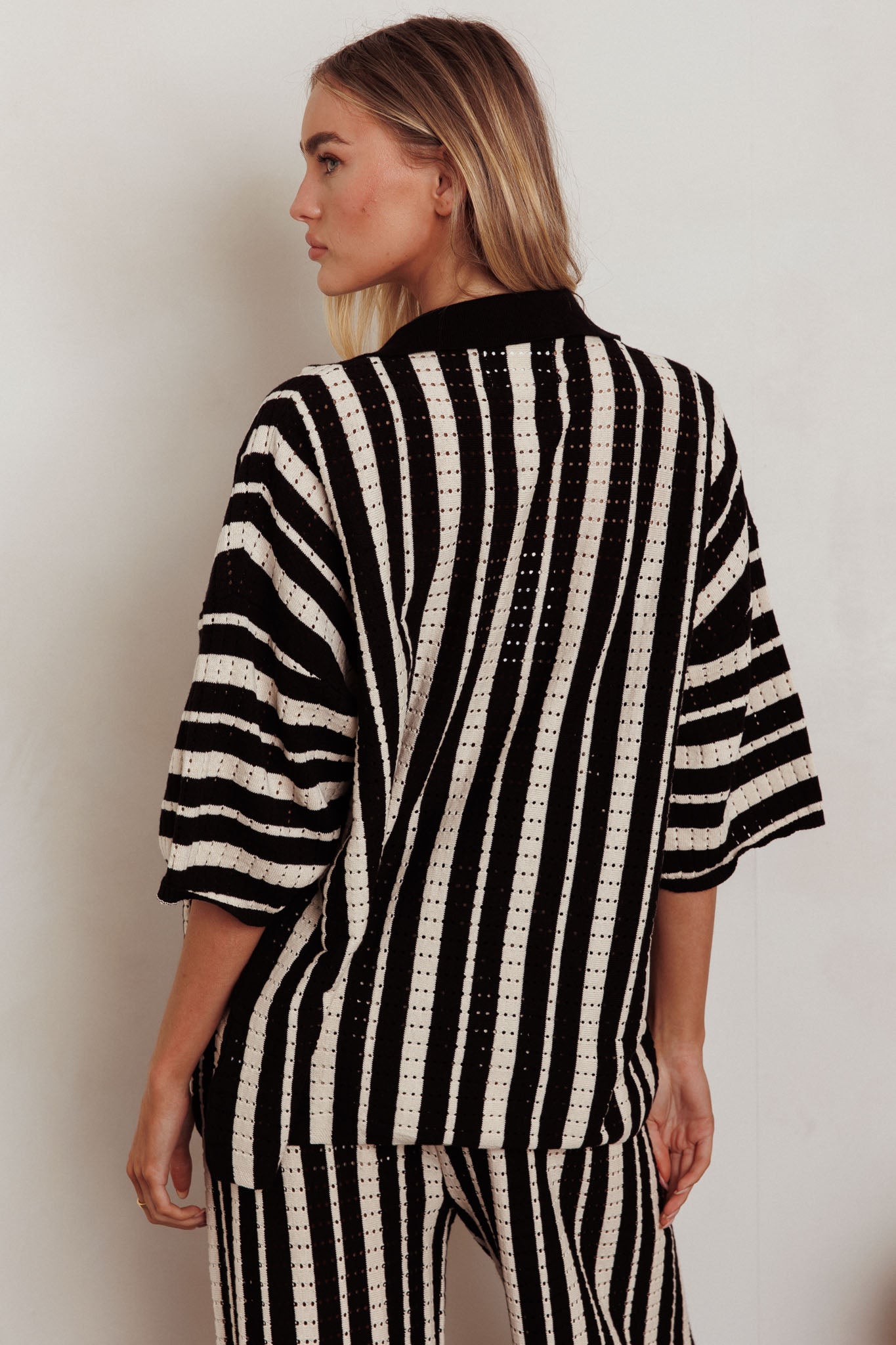Influence Knit Relaxed Shirt Black-Maymioy