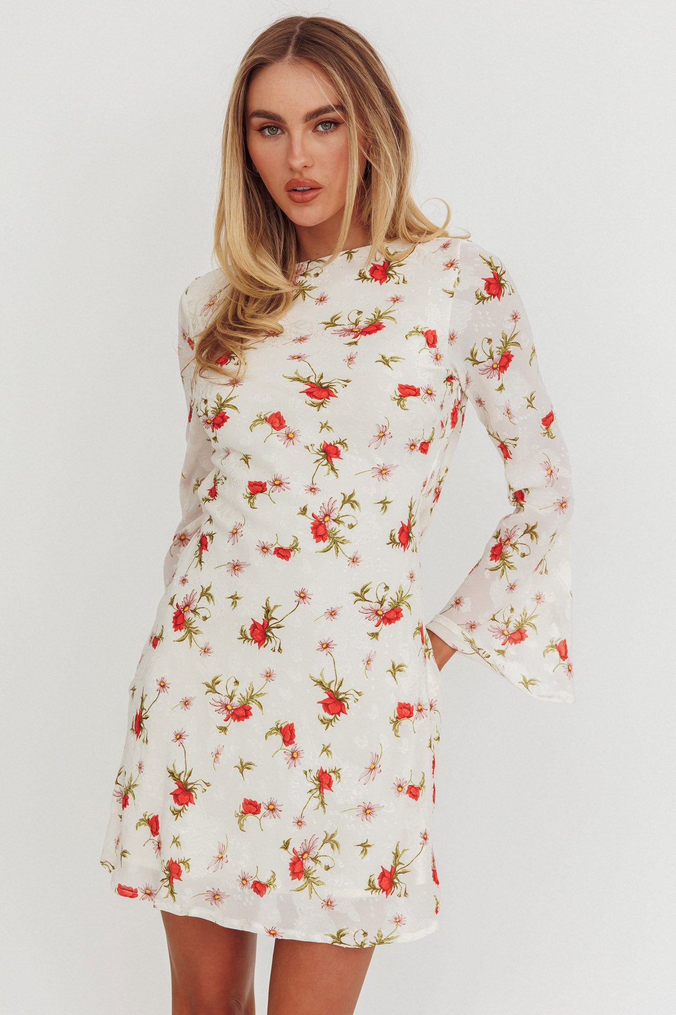 Thriller Long Sleeve Backless Mini Dress Floral White-Maymioy