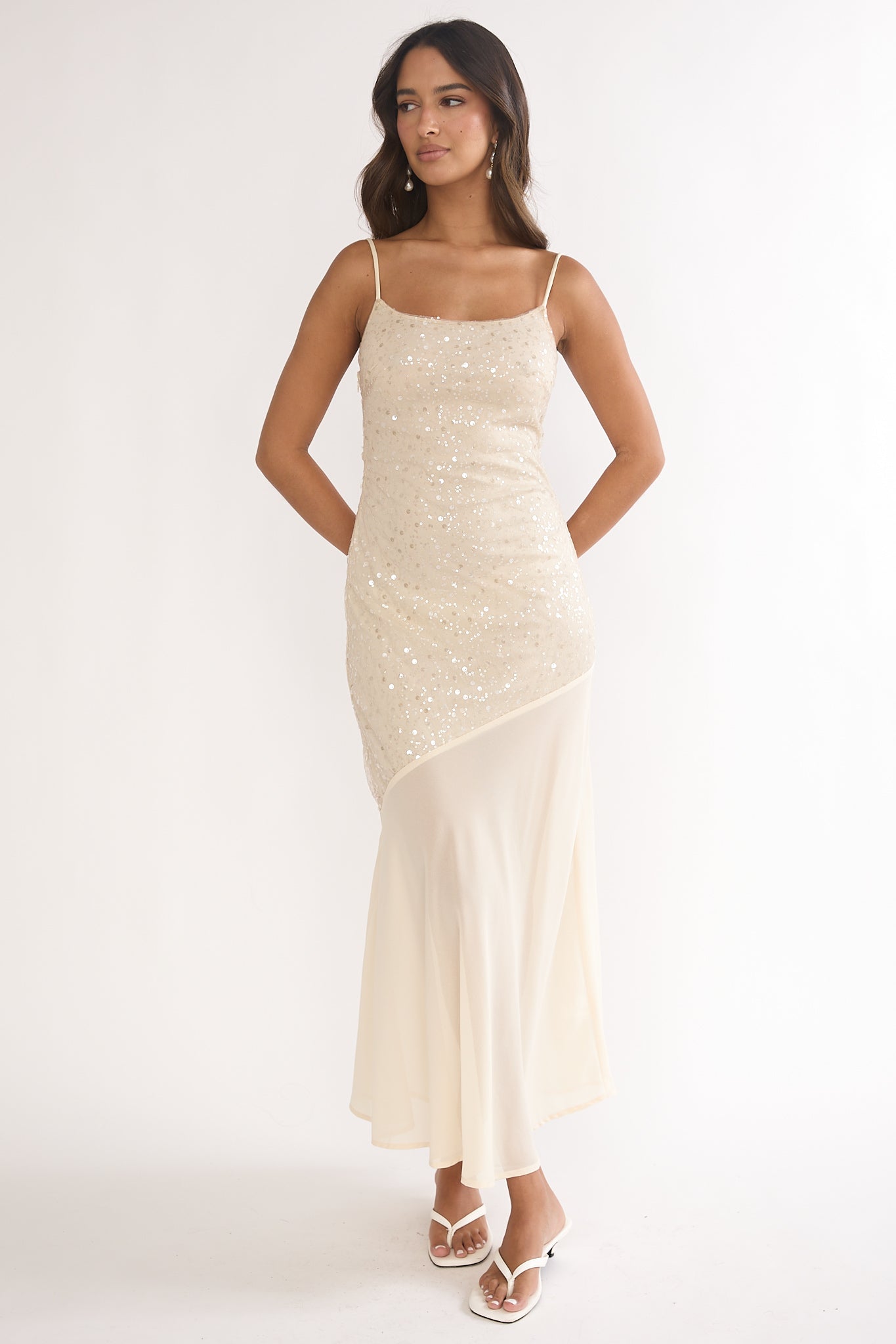 Gilded Dream Chiffon Hem Maxi Dress Sequin Oyster-Maymioy