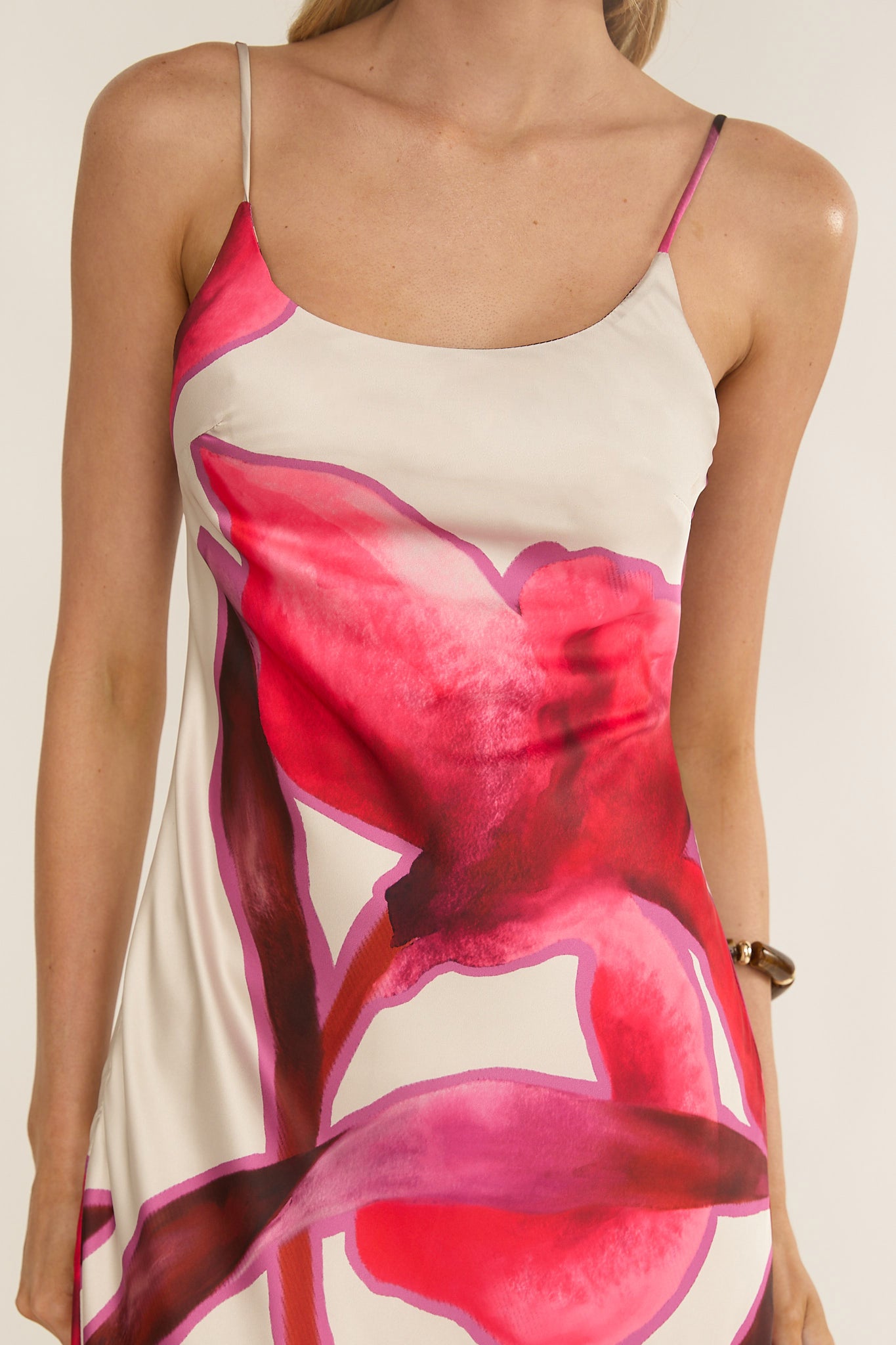 Gilded Dream Chiffon Hem Maxi Dress Print Beige-Maymioy