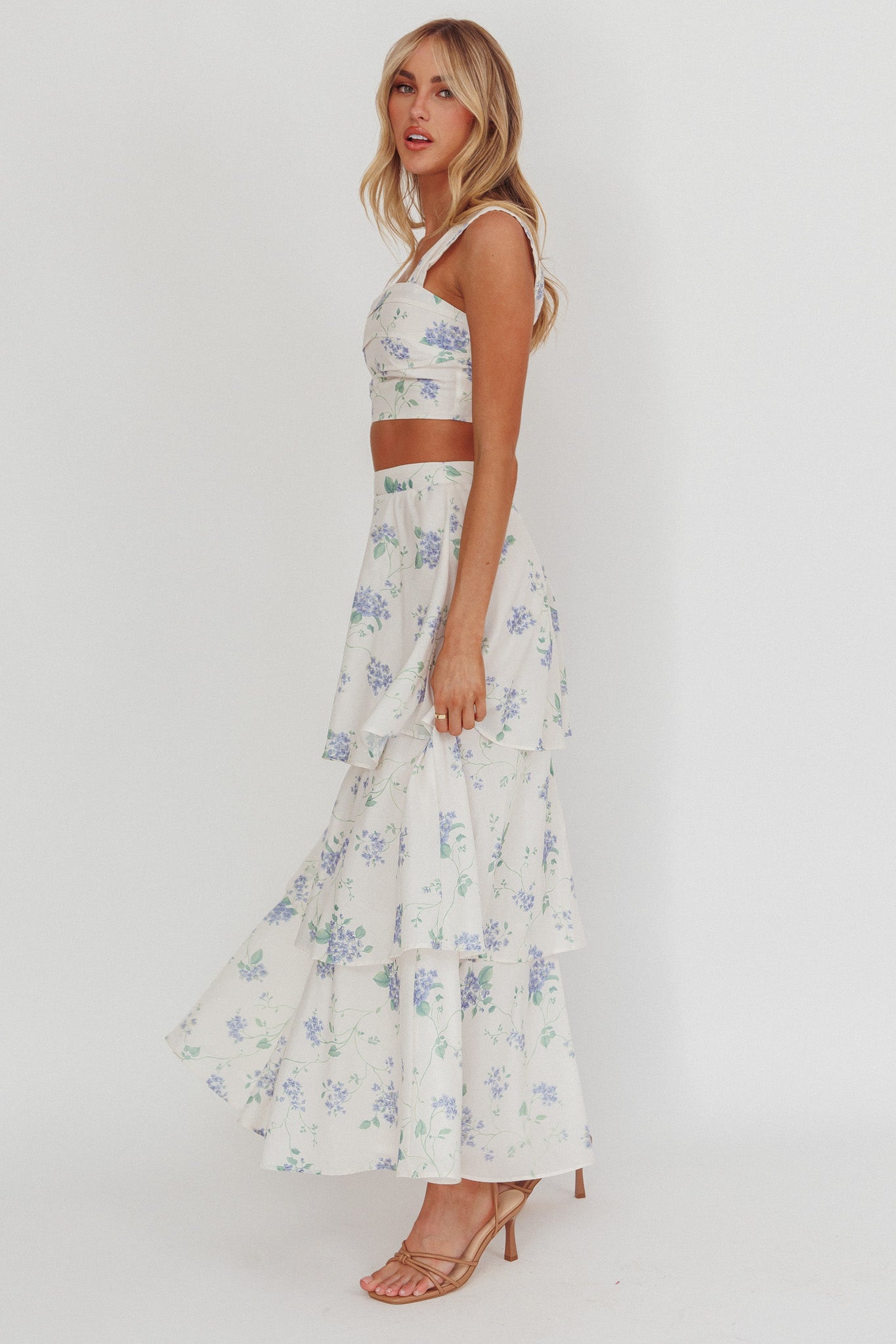 Dixon Tiered Maxi Skirt Floral Beige-Maymioy