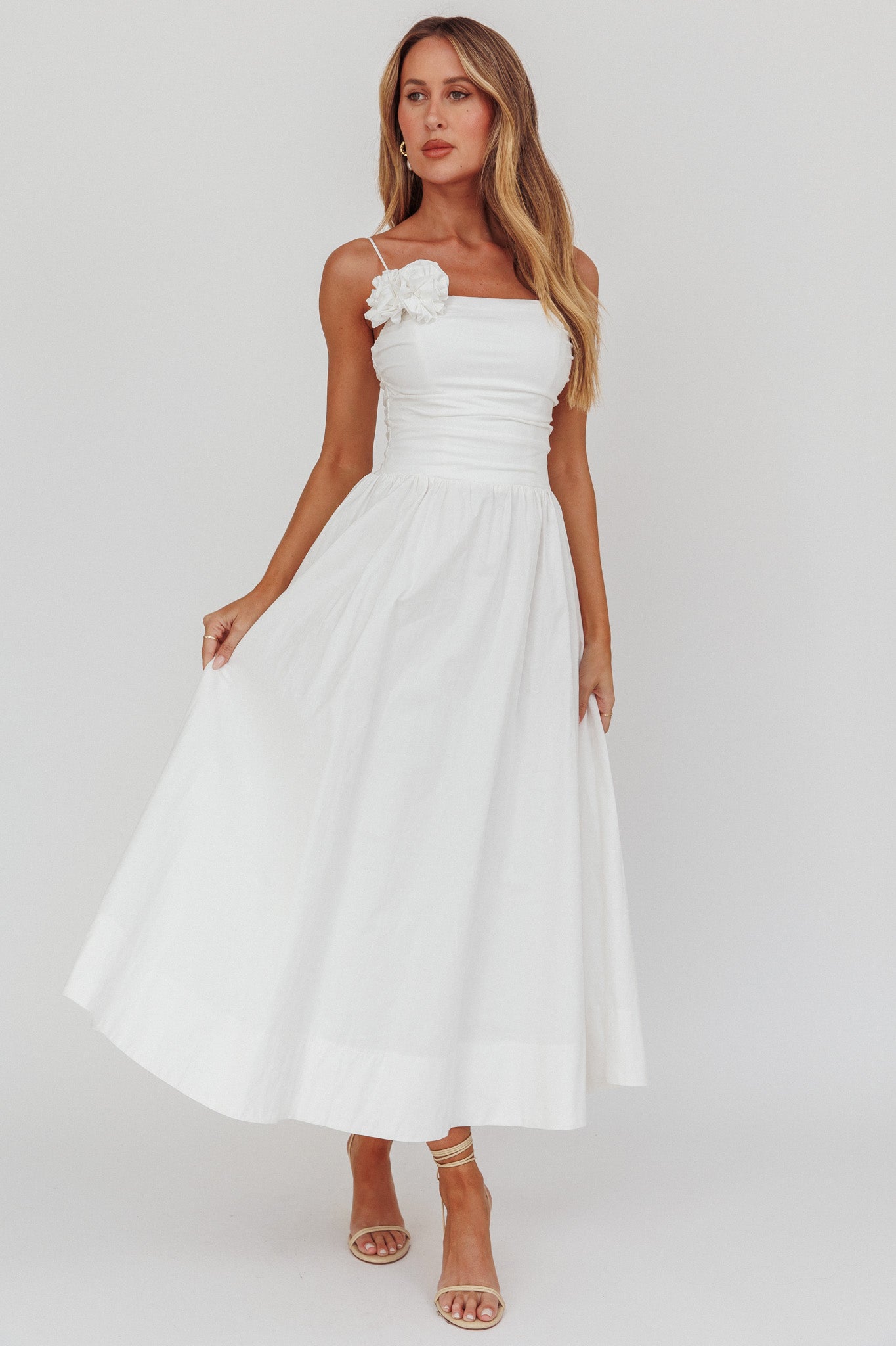 Ezrah A-Line Rosette Maxi Dress White-Maymioy