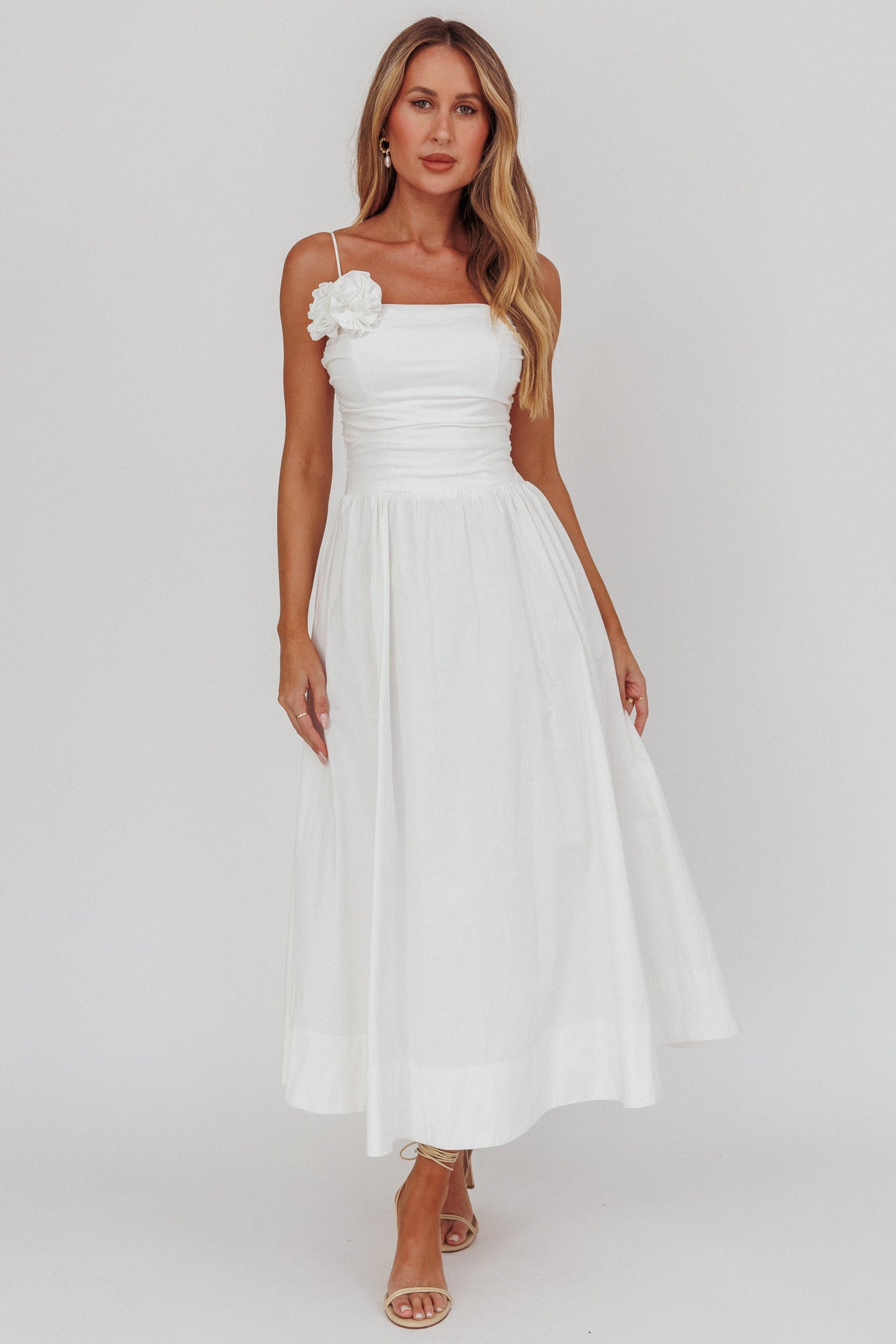 Ezrah A-Line Rosette Maxi Dress White-Maymioy