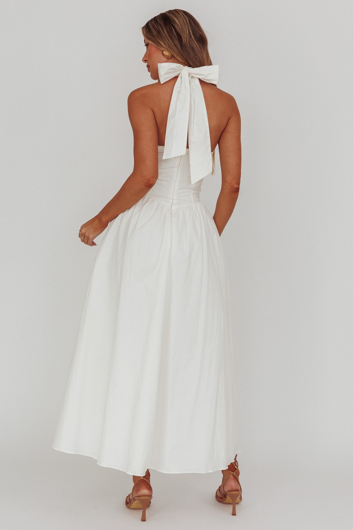 El Corazon Halterneck Maxi Dress Cream-Maymioy