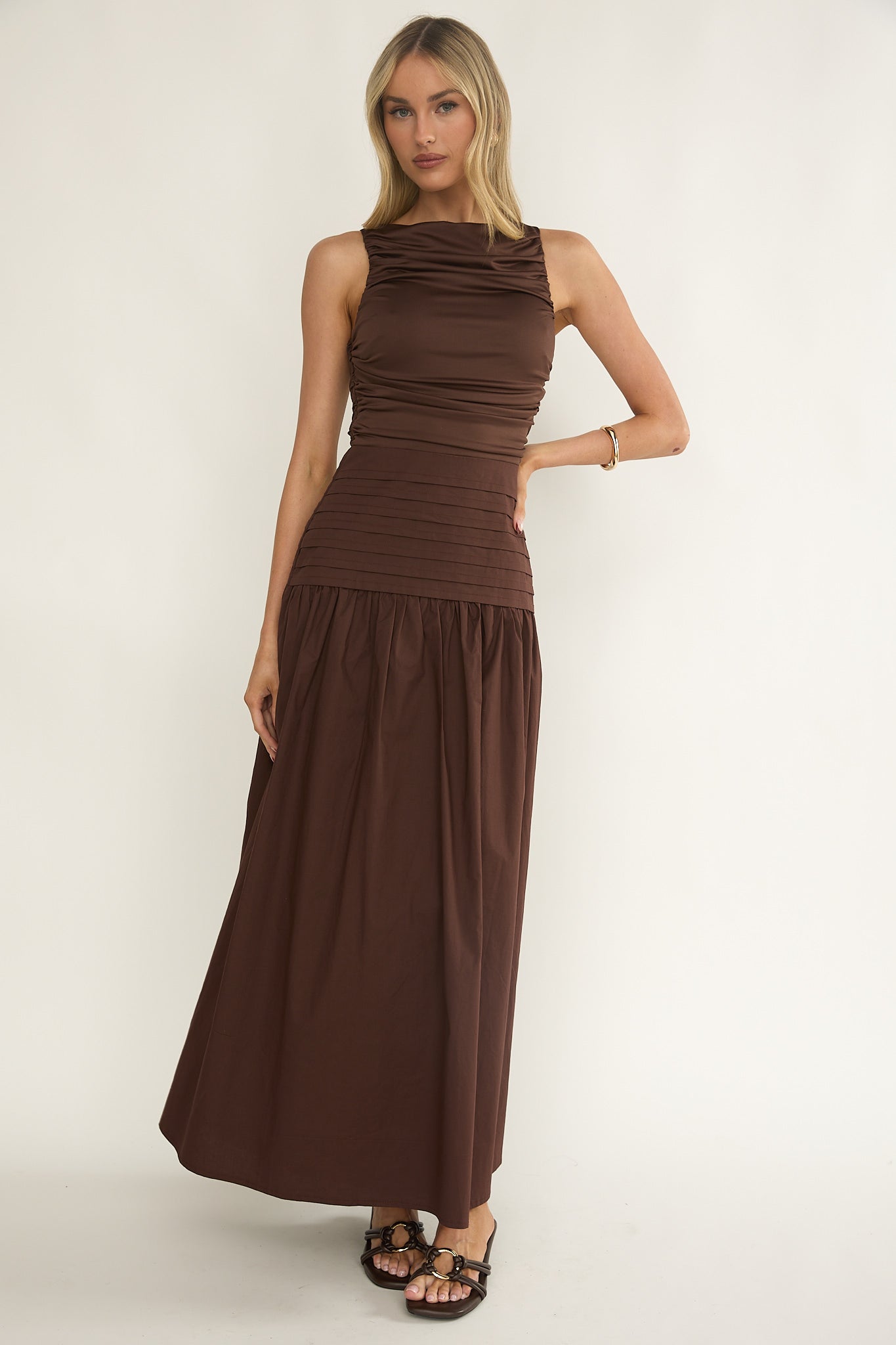 Dalayla Sleeveless Pintuck Maxi Dress Chocolate-Maymioy