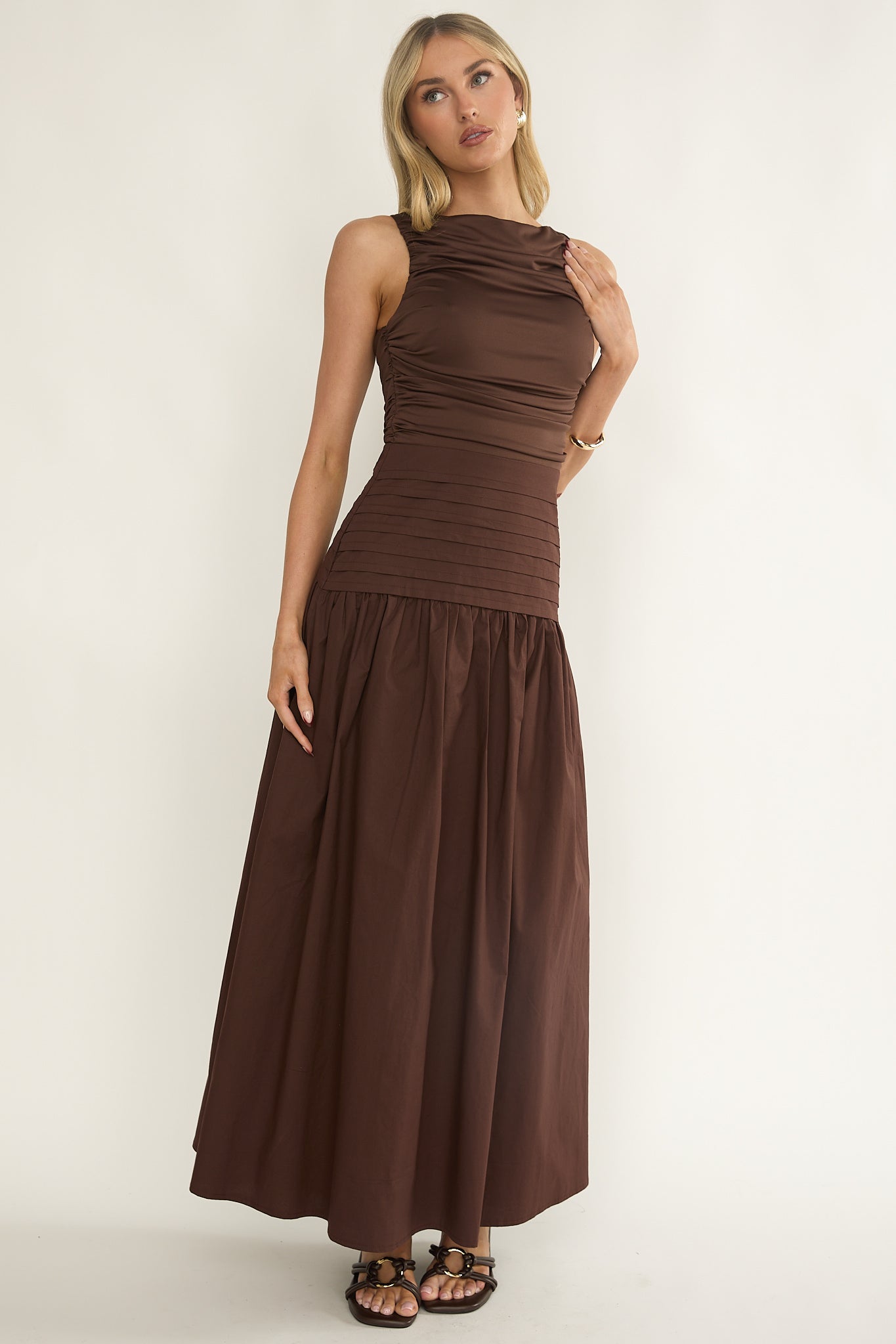 Dalayla Sleeveless Pintuck Maxi Dress Chocolate-Maymioy
