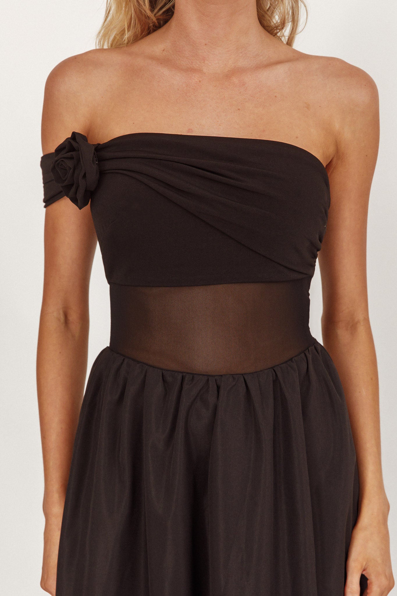 Uma One Sleeve Sheer Waist Midi Dress Black-Maymioy