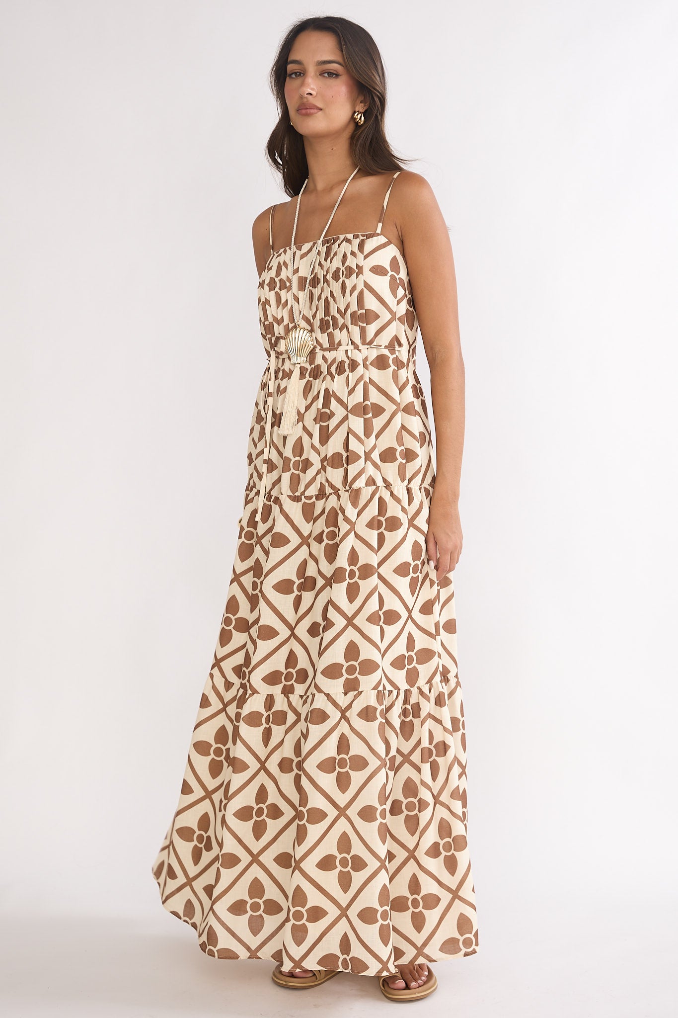Lysette Pintuck Pleat Maxi Dress Brown Multi-Maymioy
