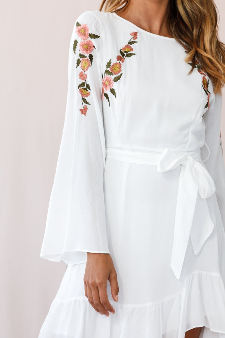 Yara Floral Embellished Fit and Flare Dress White-Maymioy