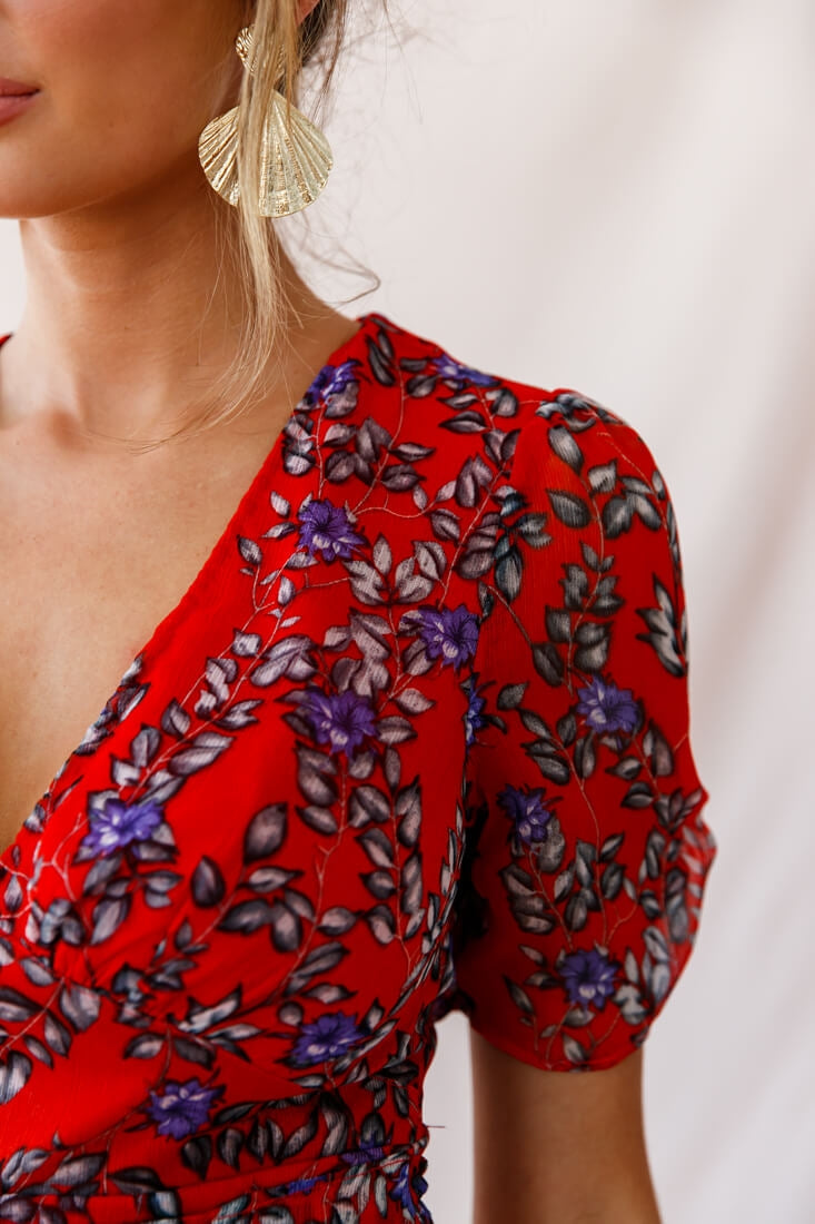 Edie V-Neck Chiffon Dress Red-Maymioy