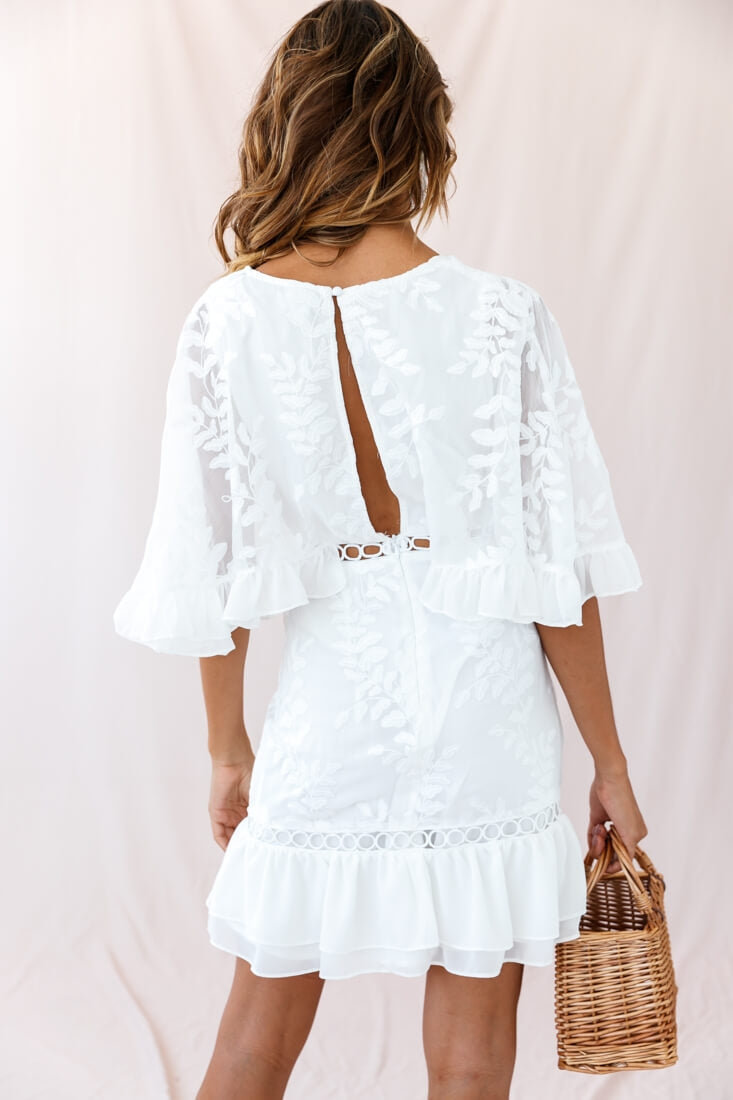 Caspar Leafy Embroidered Dress White Tall-Maymioy
