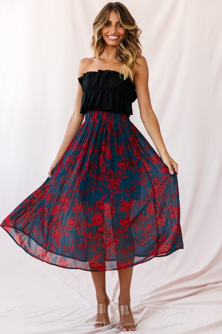 Thea Ruffle Crop Top Black-Maymioy
