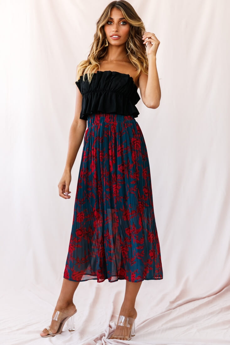 Thea Ruffle Crop Top Black-Maymioy