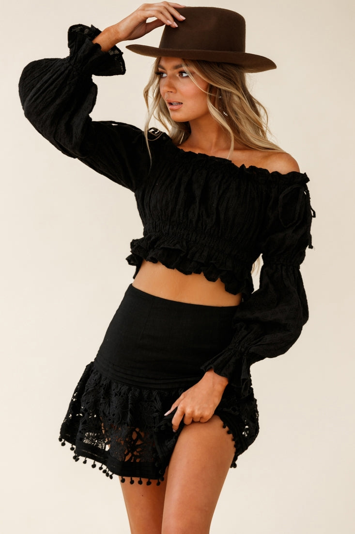 Taryn Bardot Top Black-Maymioy