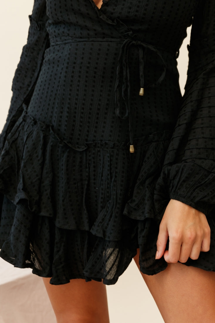 Neve Balloon Sleeve Layered Ruffle Hem Dress Black-Maymioy