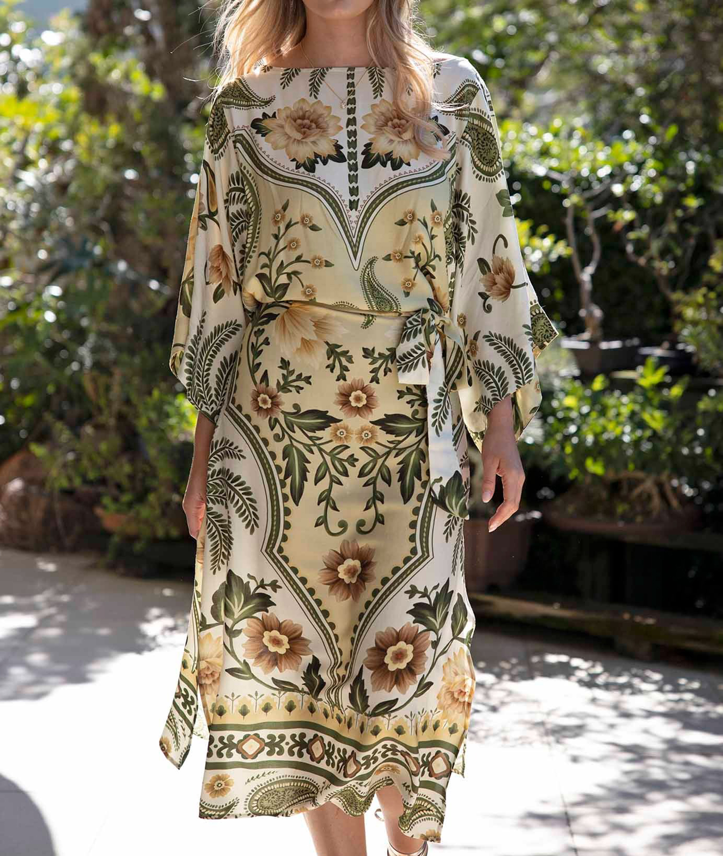 [Copy]New Arrivals🔥 Women's Printed V-Neck Bat Long Sleeve Dress Midi Length  Casual Regular